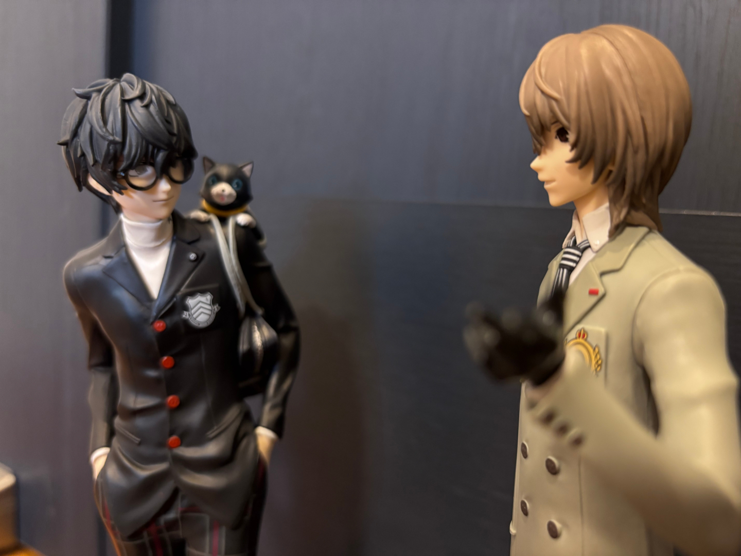 ふたりは何を話しているのかを想像するだけで楽しい