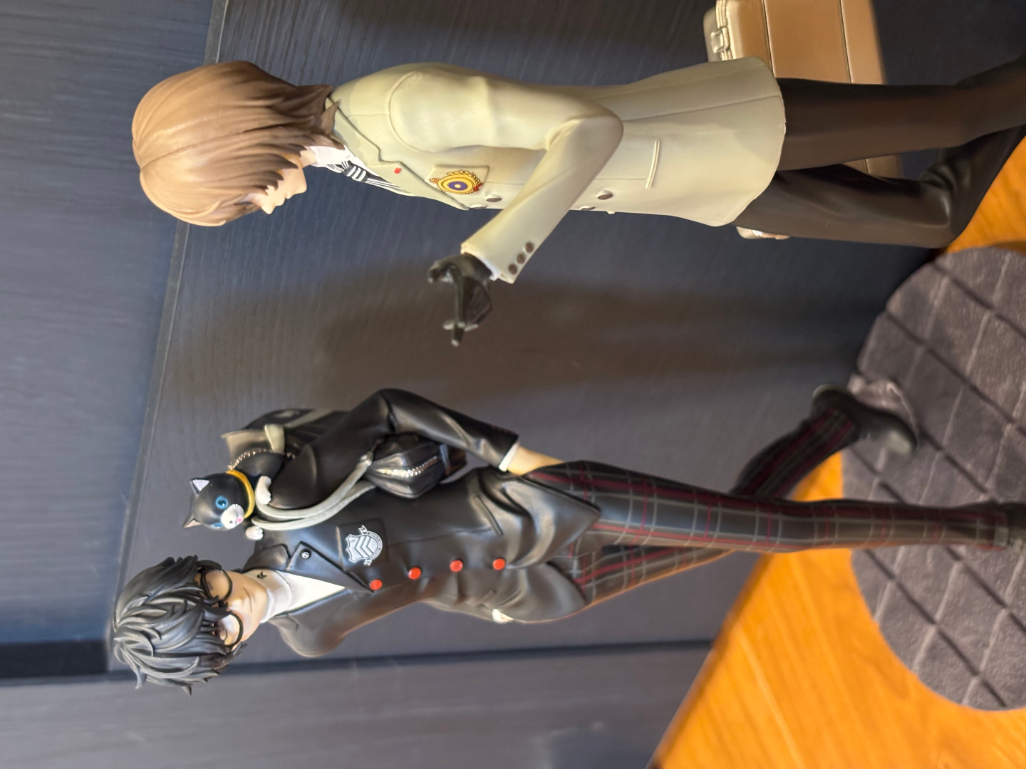 主人公側の表情と