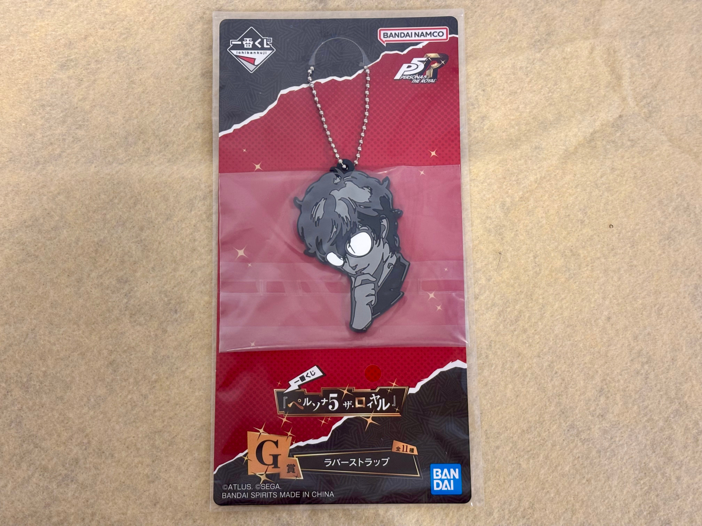 ジョーカー（2種）：不敵に笑う「怪盗Ver.」と、眼鏡をクイッと上げる「制服Ver.」