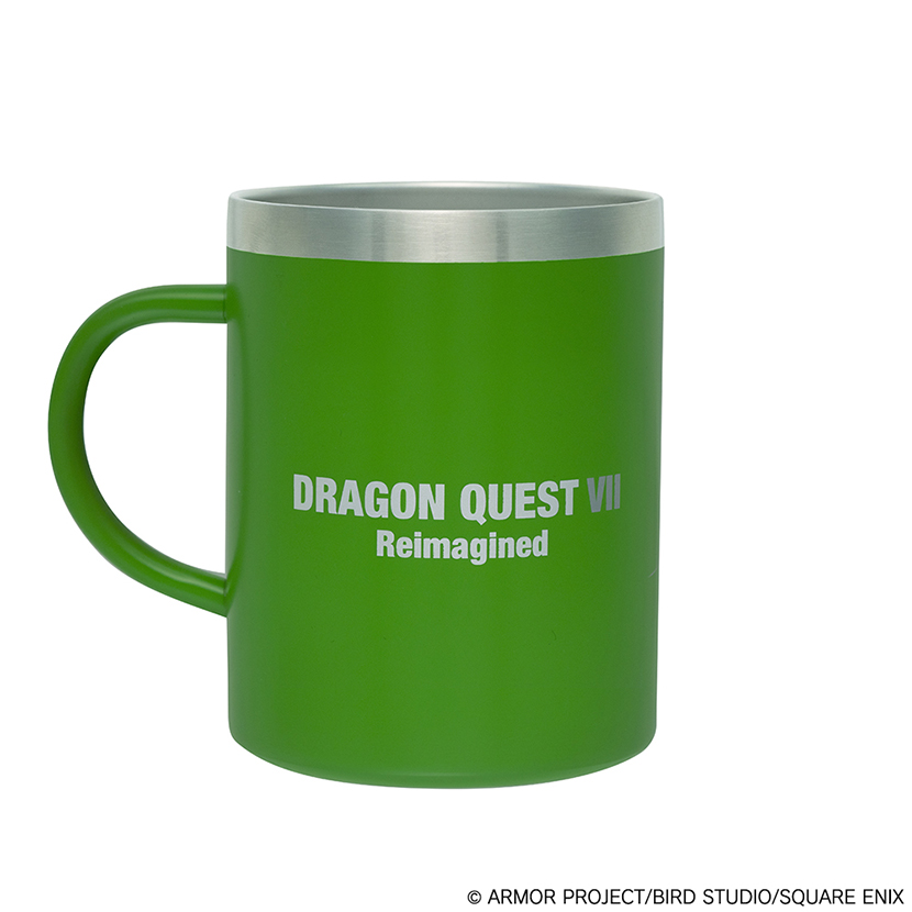 普段使いしやすいステンレスカップが「ドラゴンクエストVII Reimagined」バージョンになって登場。テイクアウトしたドリンクをカップのまま入れることができるサイズ感となっており、取っ手付きで持ちやすく、デスクでの使用などにもピッタリ