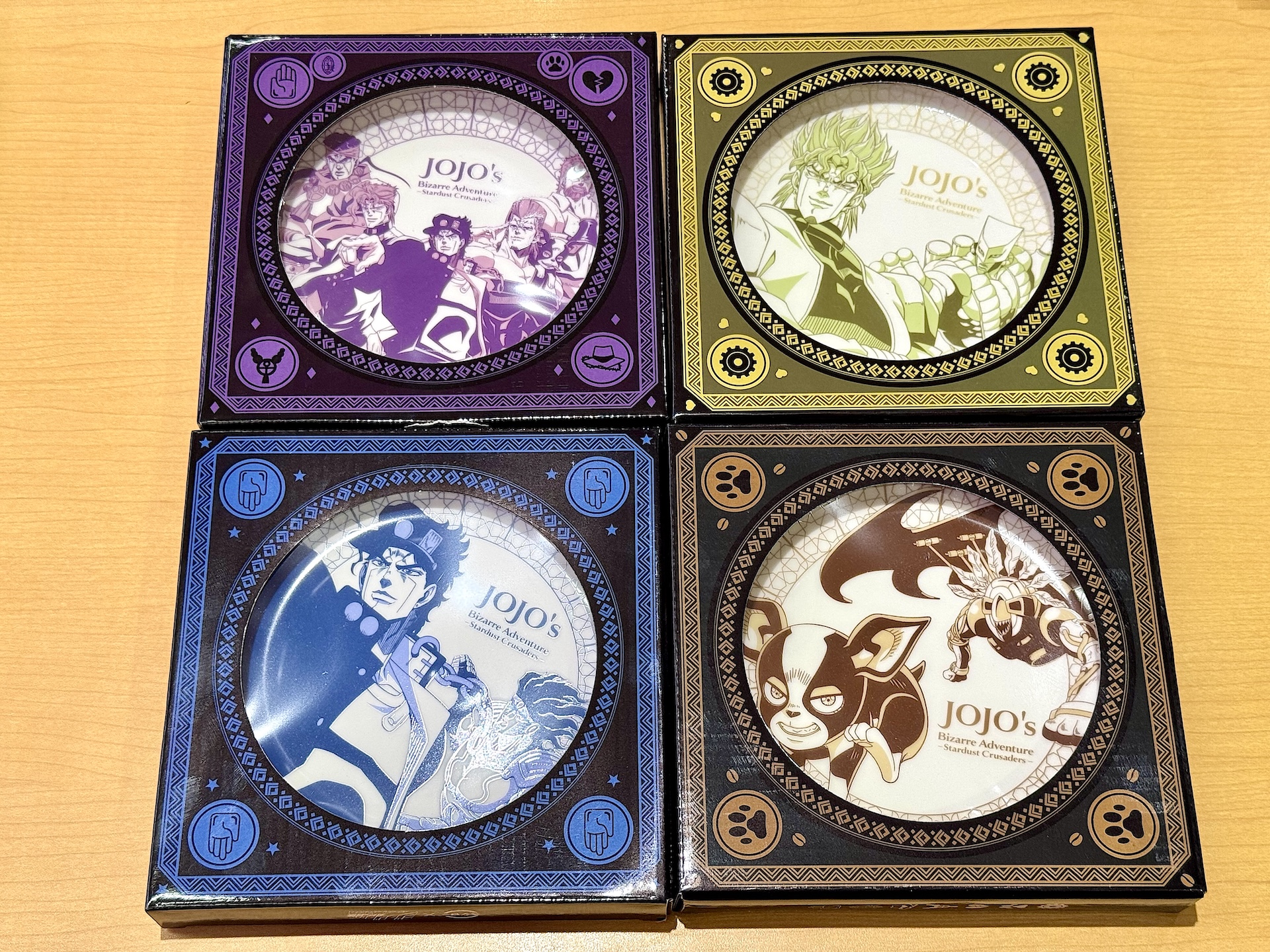 プレートは全部で4種類。ファンであればコンプリートしたくなるアイテムとなっている