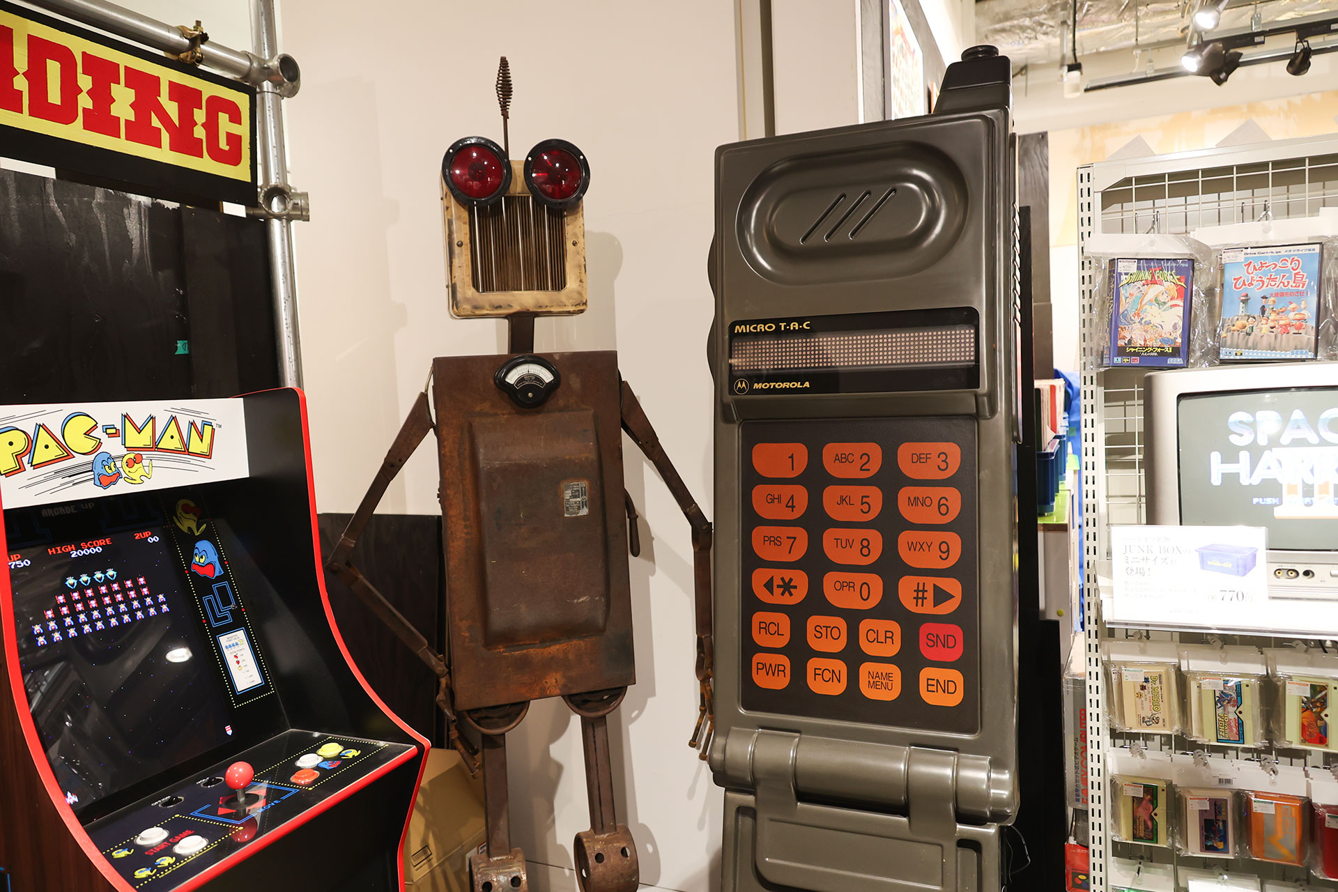 結構な大きさのオブジェクトも飾られていた