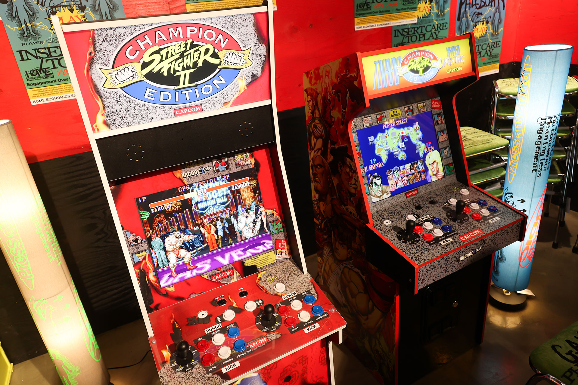 「スト2」の筐体も2台設置されていた