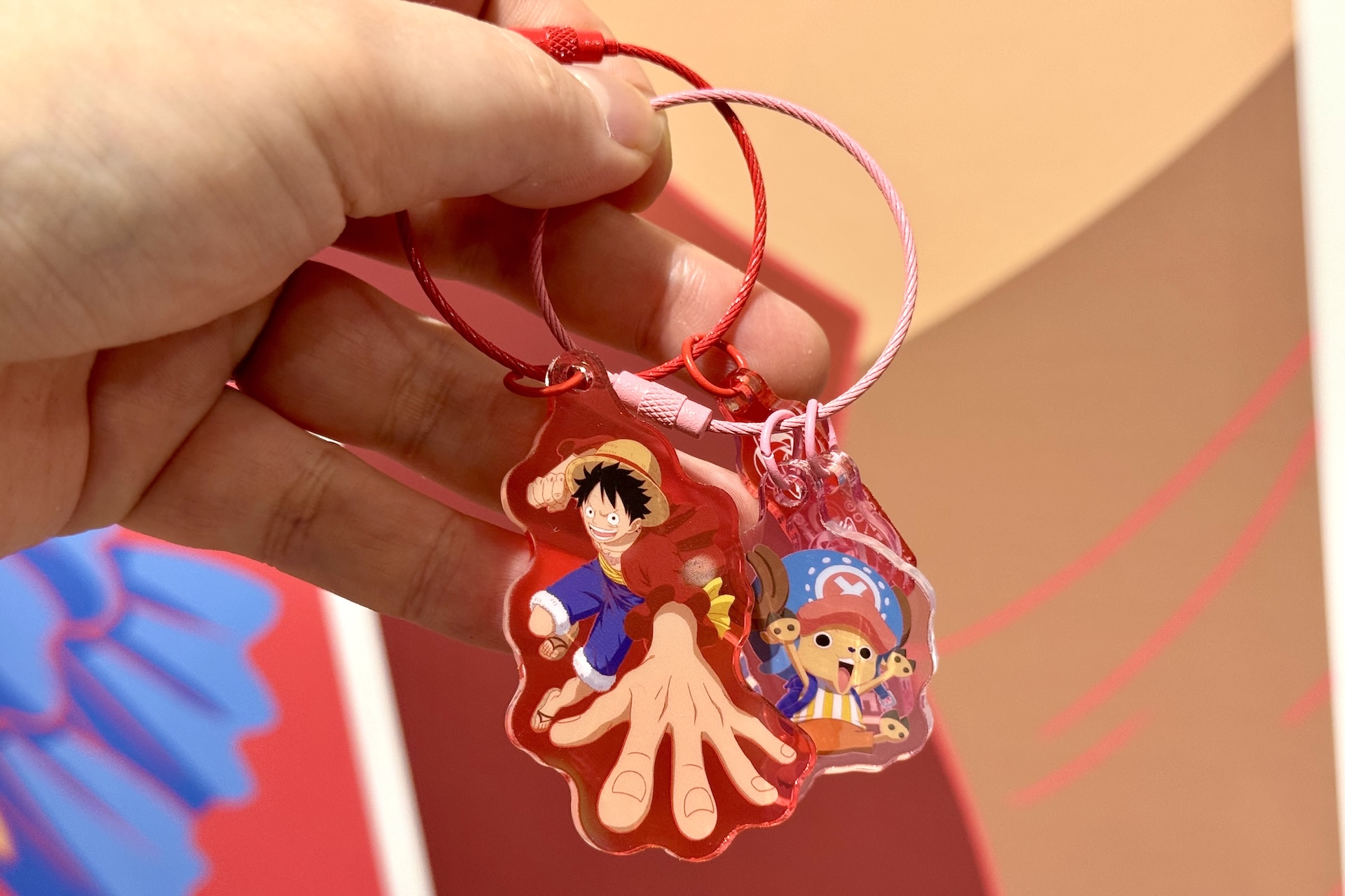 推しキャラをカバンなどに付けて楽しもう