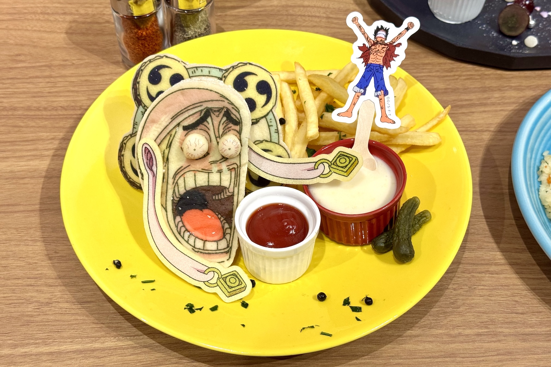 「“雷”が効かないの!!? ゴムだから!!!」神・エネル びっくりサンドイッチ 2,530円