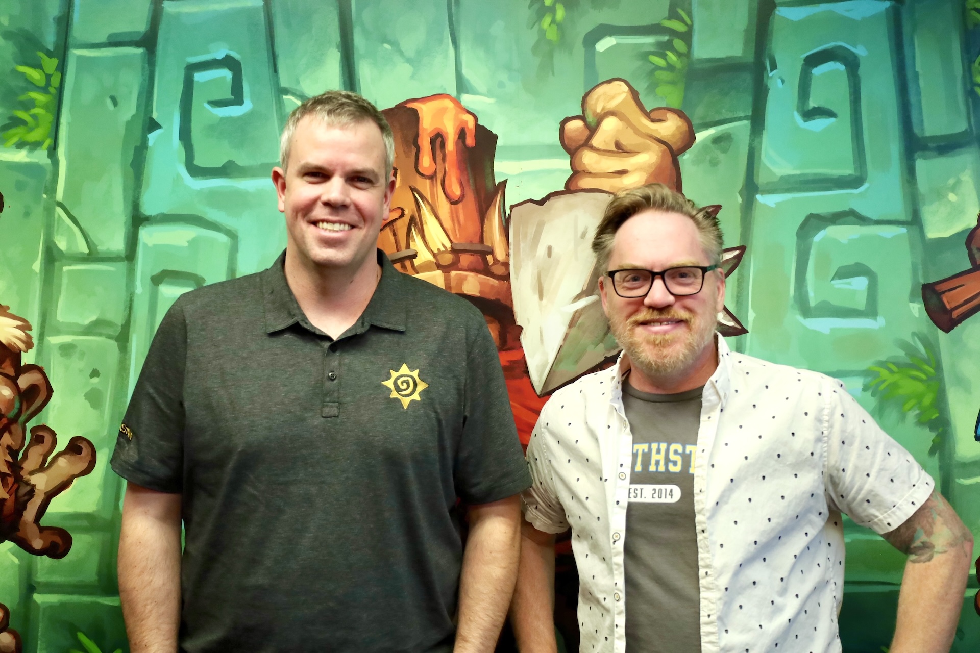 左：ネイサン・ライオンズ・スミス氏（エグゼクティブプロデューサー）、右：タイラー・ビールマン氏（ゲームディレクター）