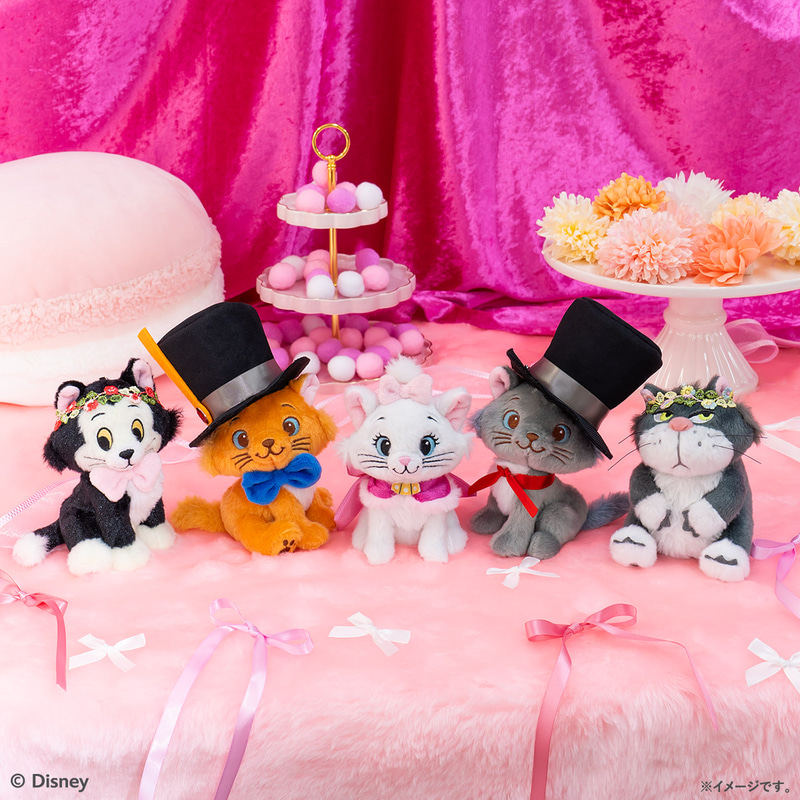 Happyくじ限定のオリジナルアートを立体化した、ふわふわなぬいぐるみチャーム。サイズ：全高約12cm程度