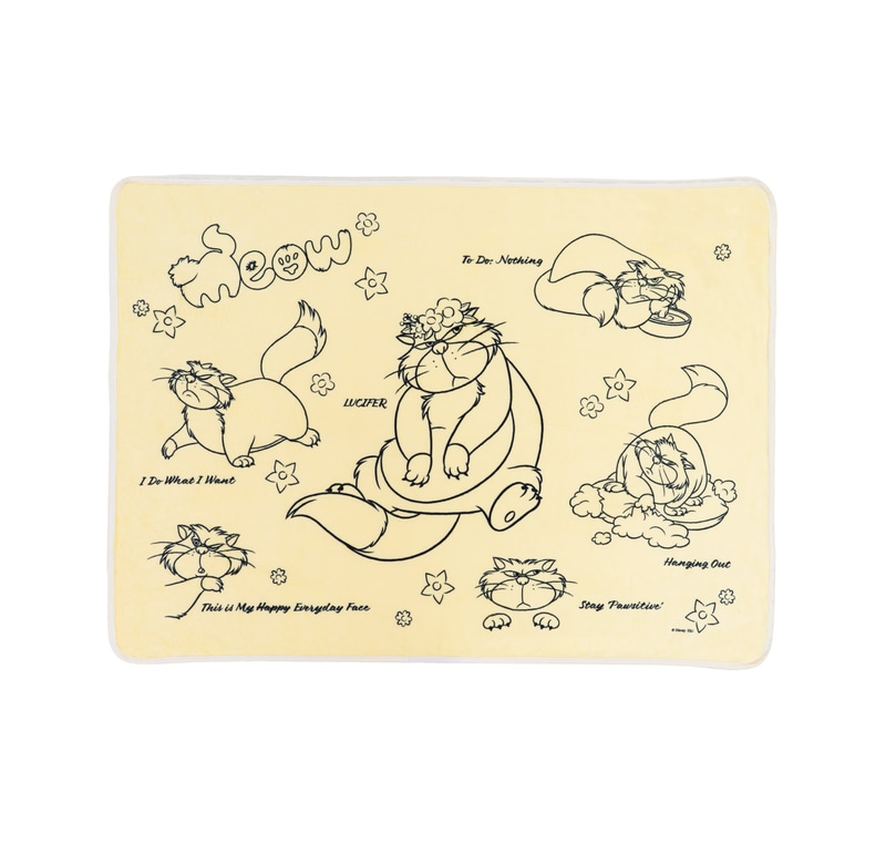 ふてぶてしい表情が愛らしい、ルシファーのぬいぐるみが付いたブランケット。サイズ：ぬいぐるみ 全高約15cm程度、ブランケット 100×70cm（幅×高さ）