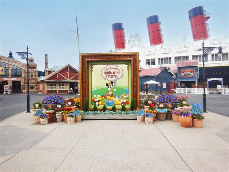 S.S.コロンビア号前のフォトスポット