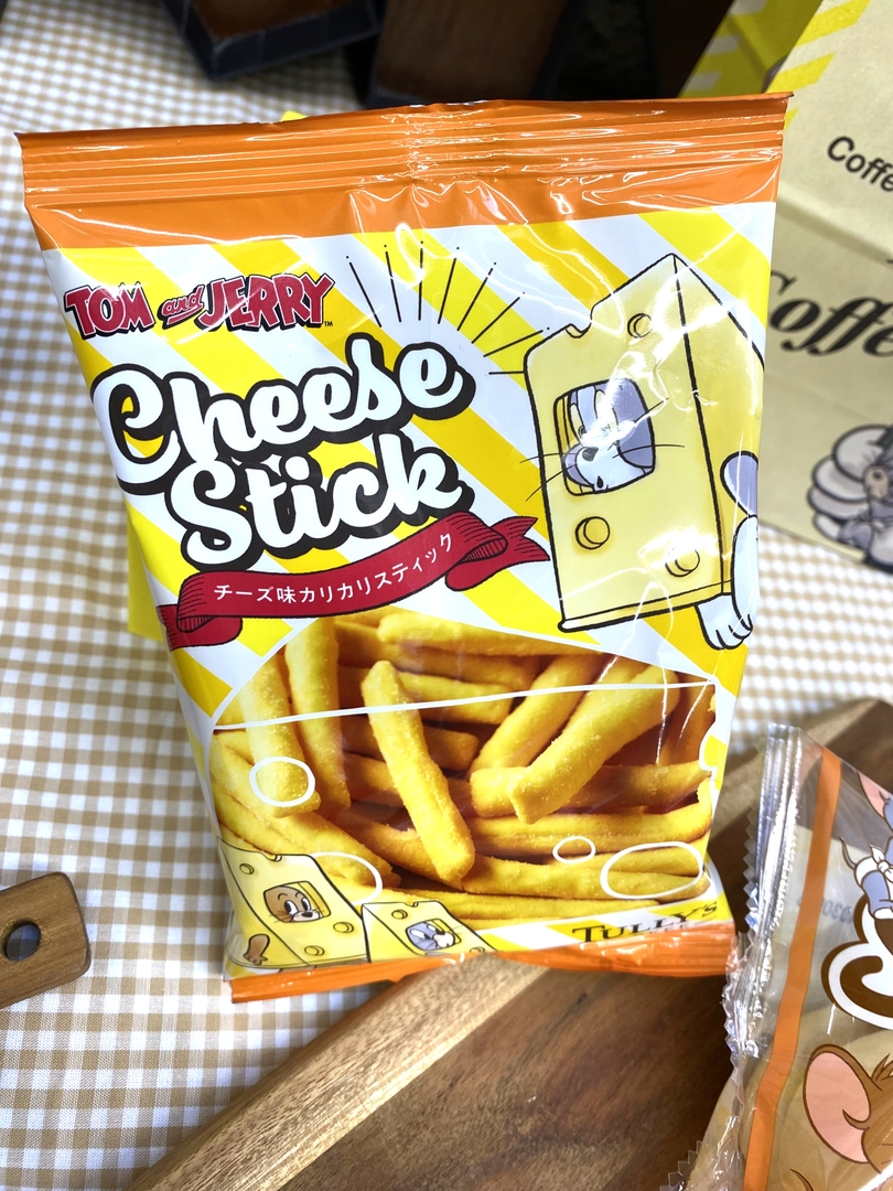 パッケージのチーズになったトムたちが可愛らしい