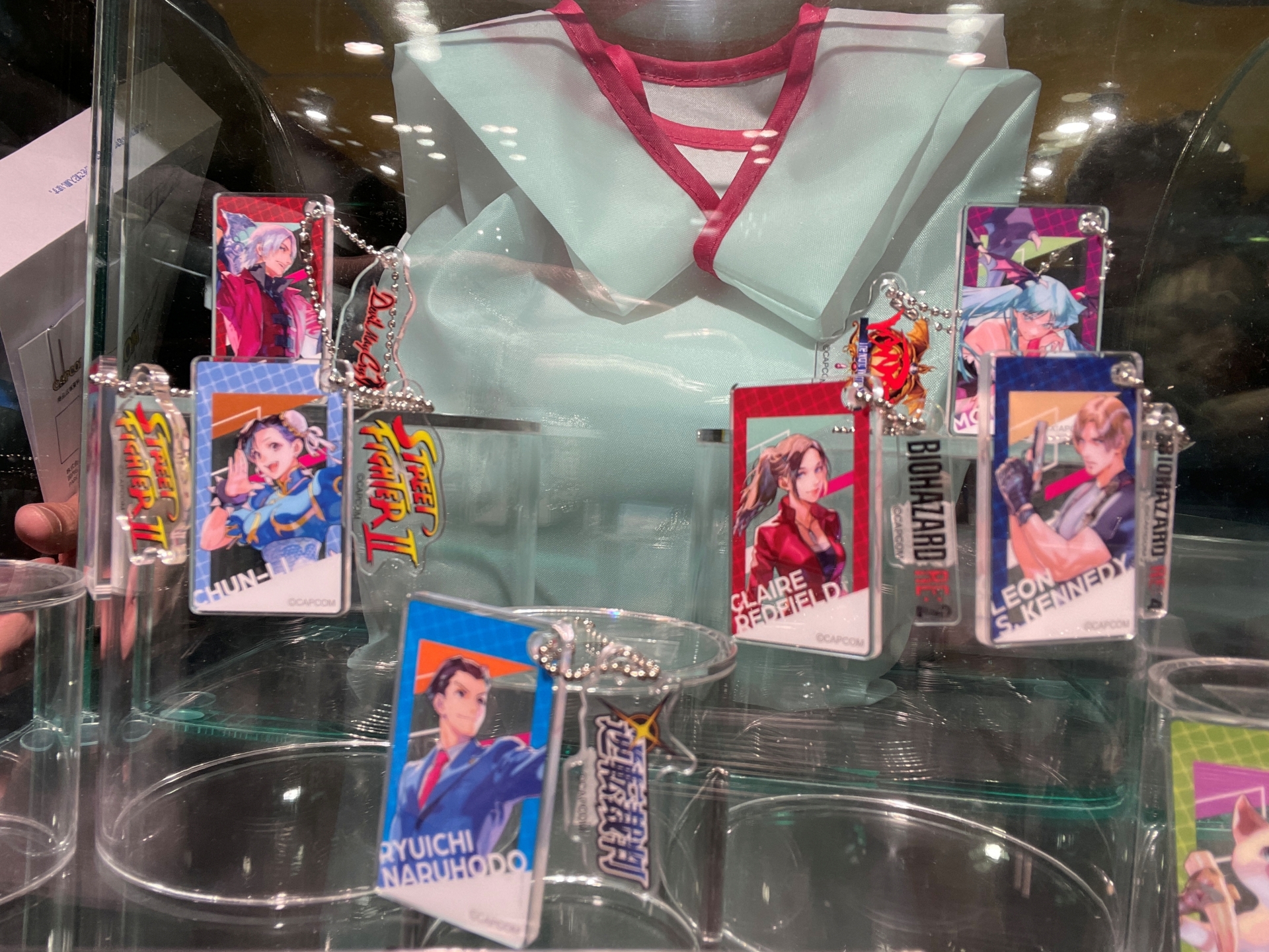 トレーディング アクリルキーホルダー(全9種) 各550円