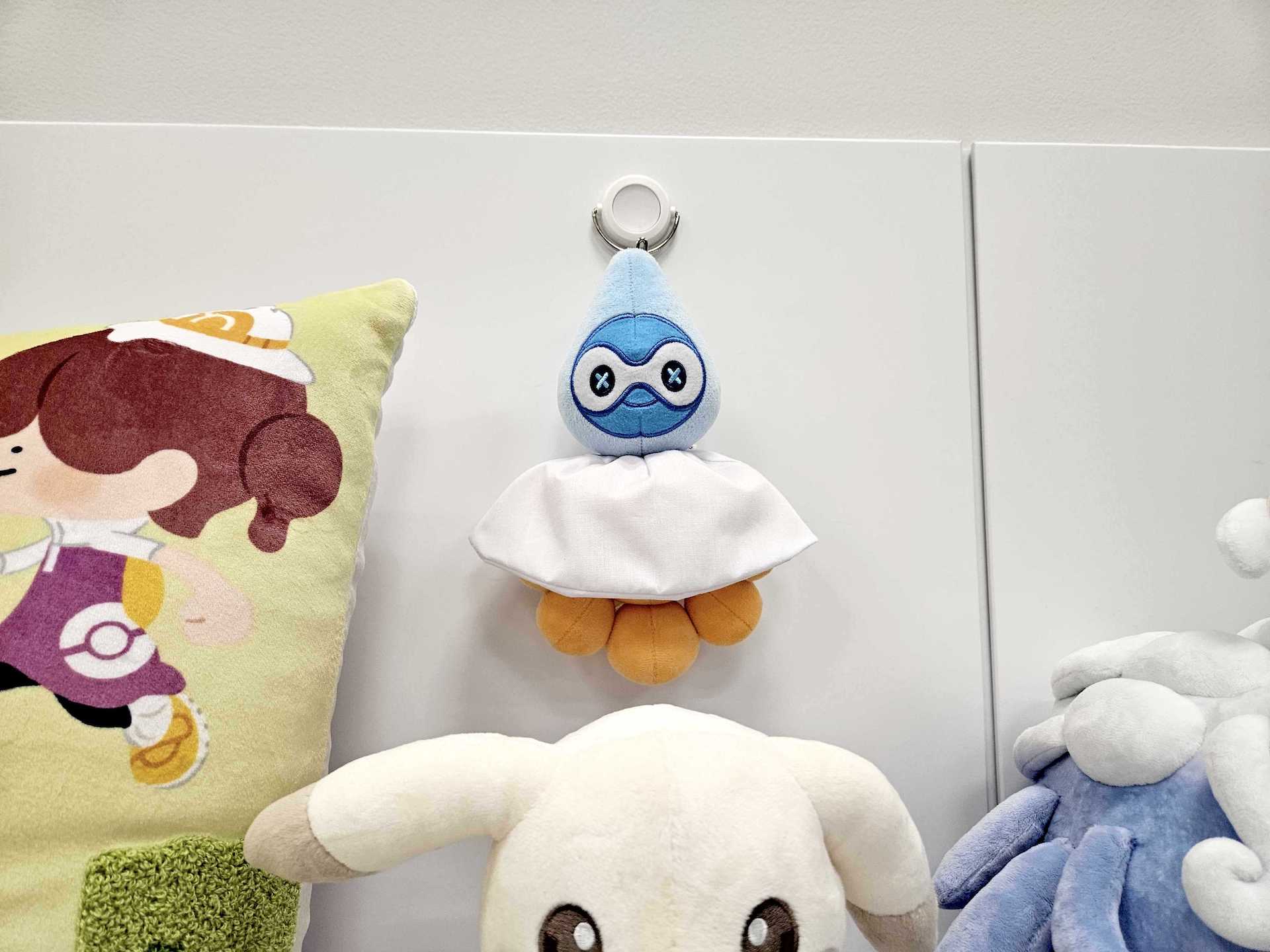 「マスコット ぽこ あ ポケモン てるてるポワルン」2,200円