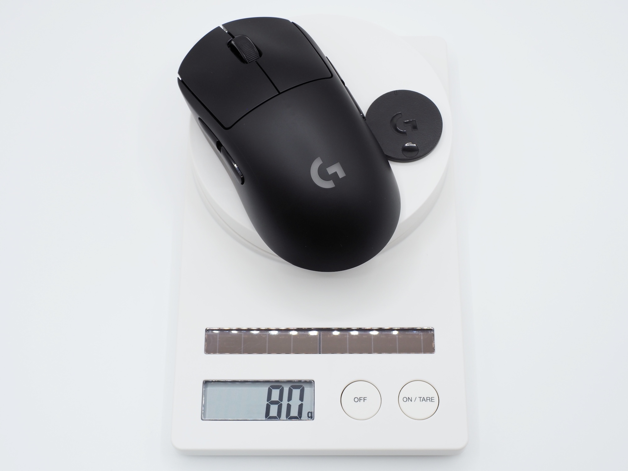 だが、初代「PRO LIGHTSPEED（ガラス製ソールに交換）」が実測80gなのに対して……