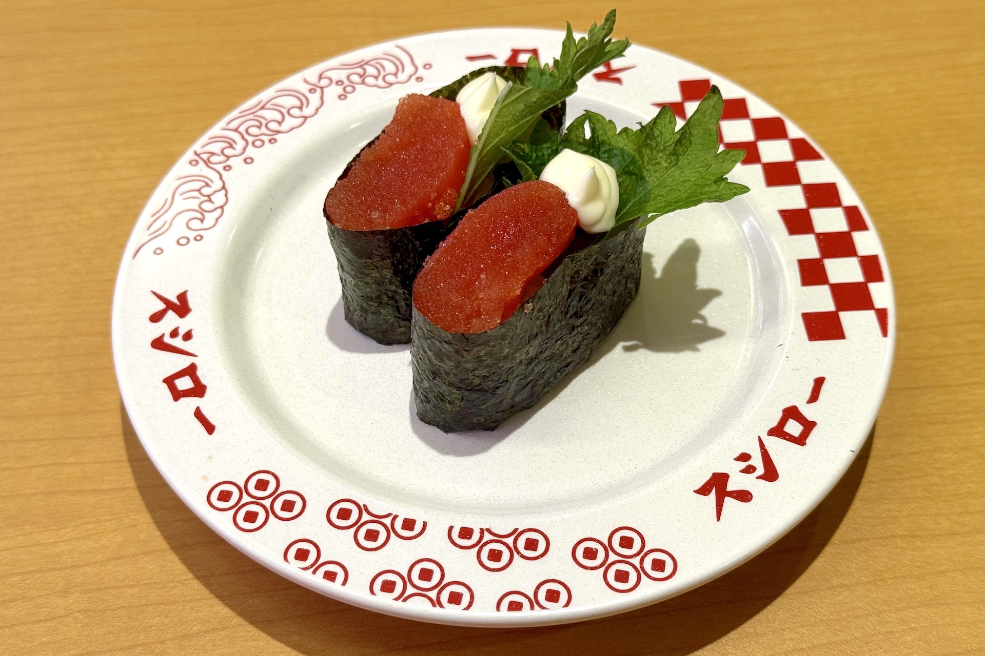 「北海道産 タラコとマヨ軍艦」 価格：120円〜 販売期間：2月18日〜3月8日 ※販売予定総数82万食が完売次第終了