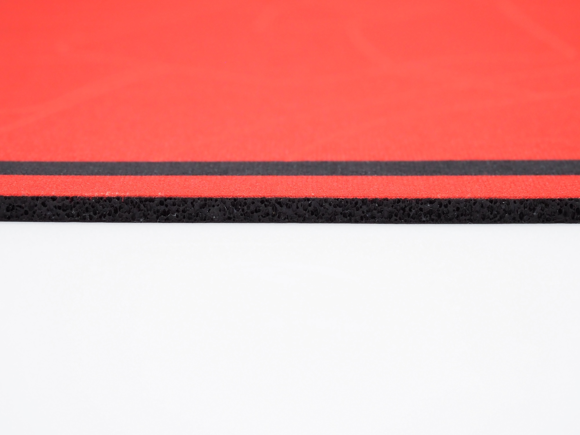 厚みは4mmでクッション性抜群