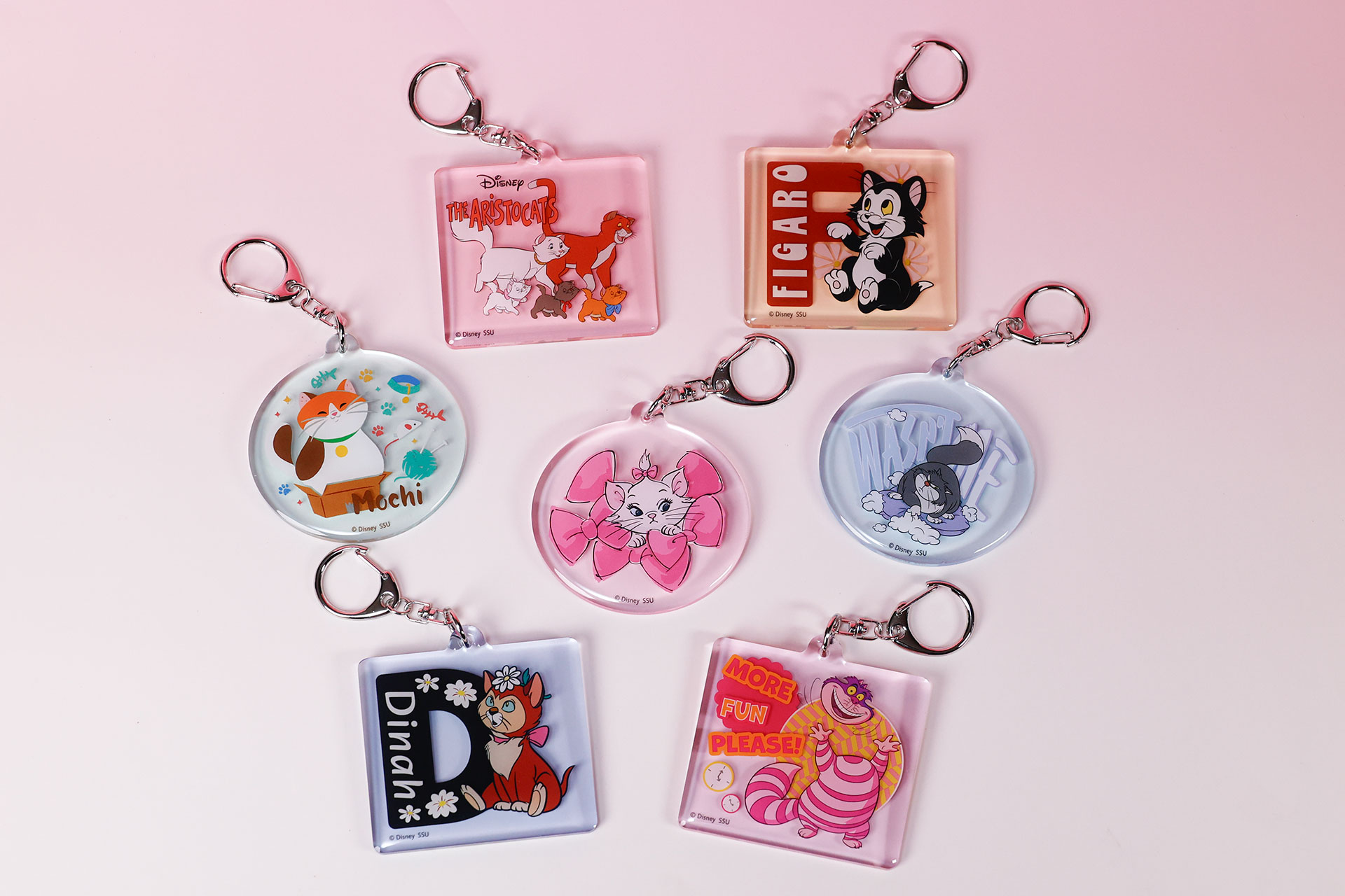 G賞のアクリルキーホルダーは、全部で7種類用意されている