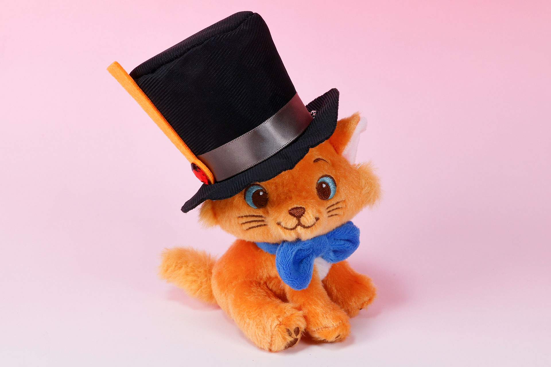 大きな帽子が印象的なトゥルーズ