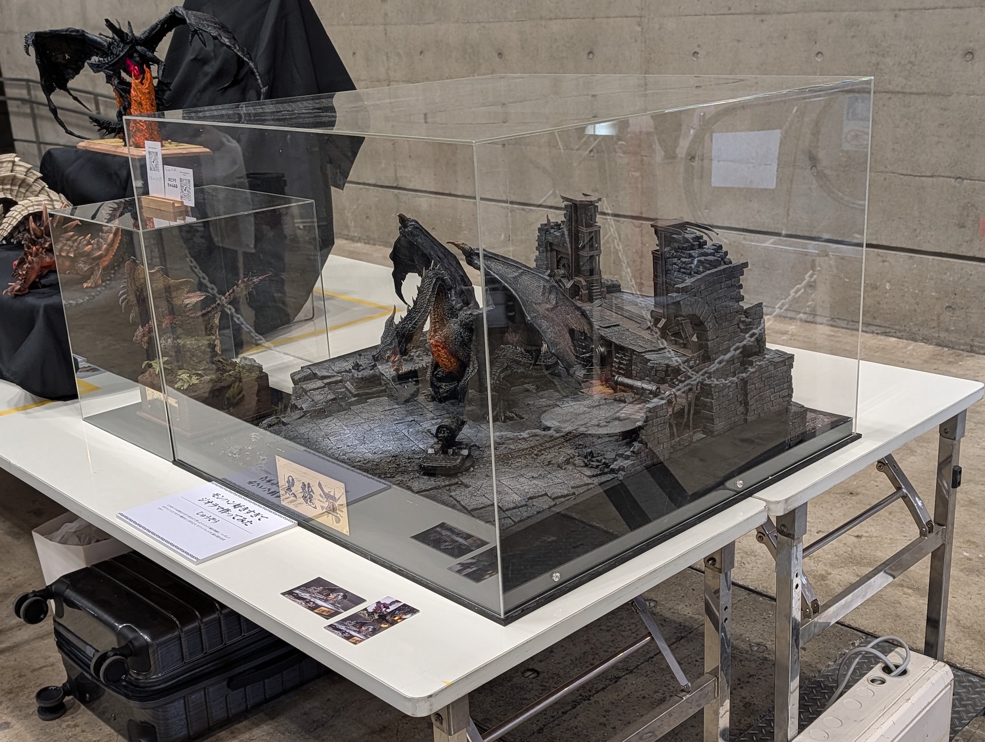 じゅうぞう氏制作のジオラマ「モンハン好きすぎてジオラマ作ってみた」は本格的なジオラマとなっており、来場者たちの注目もかなり集まっていた