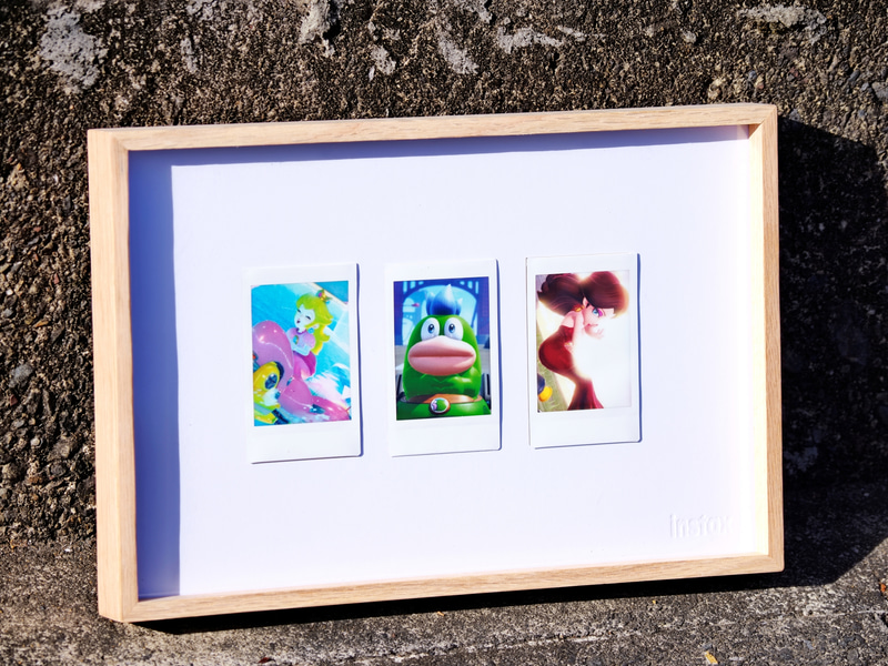「instax&trade;︎ miniフォトフレーム」