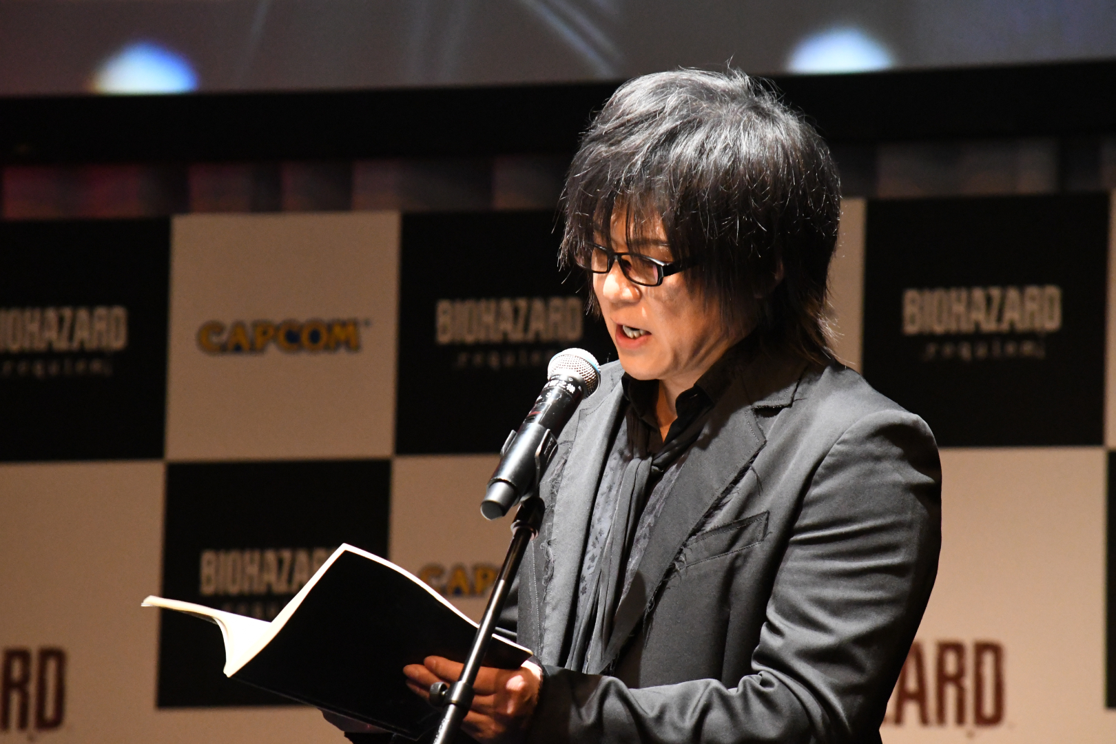 ベテランの森川さんはもちろん、ゲーム声優が初めてとは思えない熱演っぷりの貫地谷さん