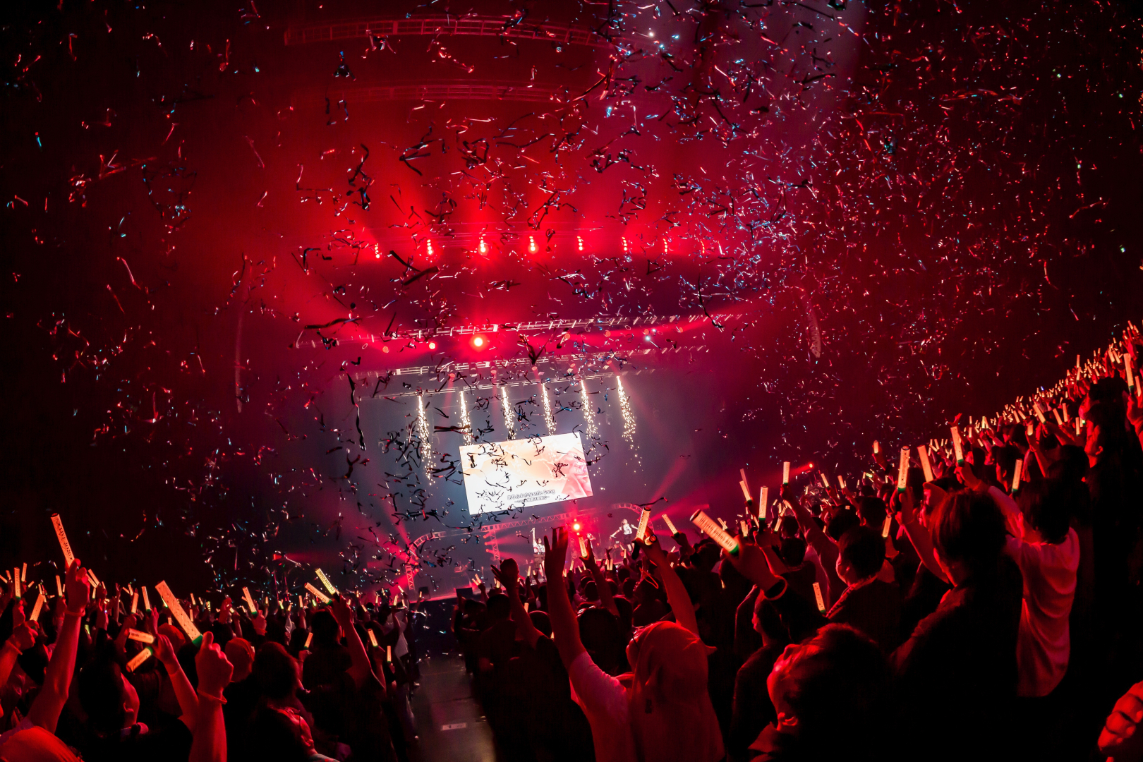 （PHOTOGRAPHY BY Takashi Konuma）