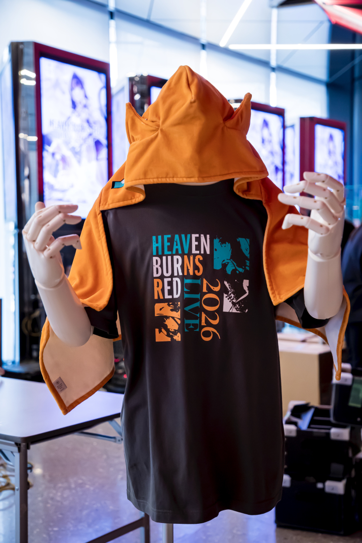 （PHOTOGRAPHY BY Takashi Konuma）