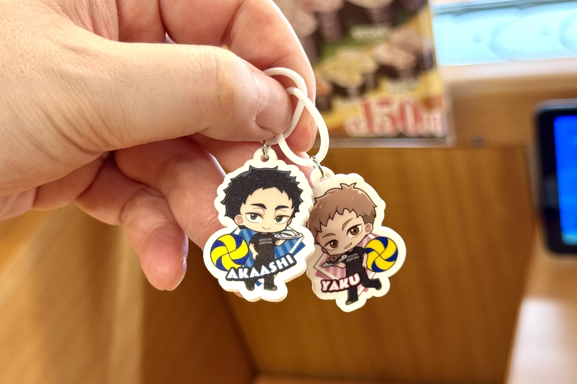 推しキャラをカバンなどに付けて一緒にお出かけを楽しめる