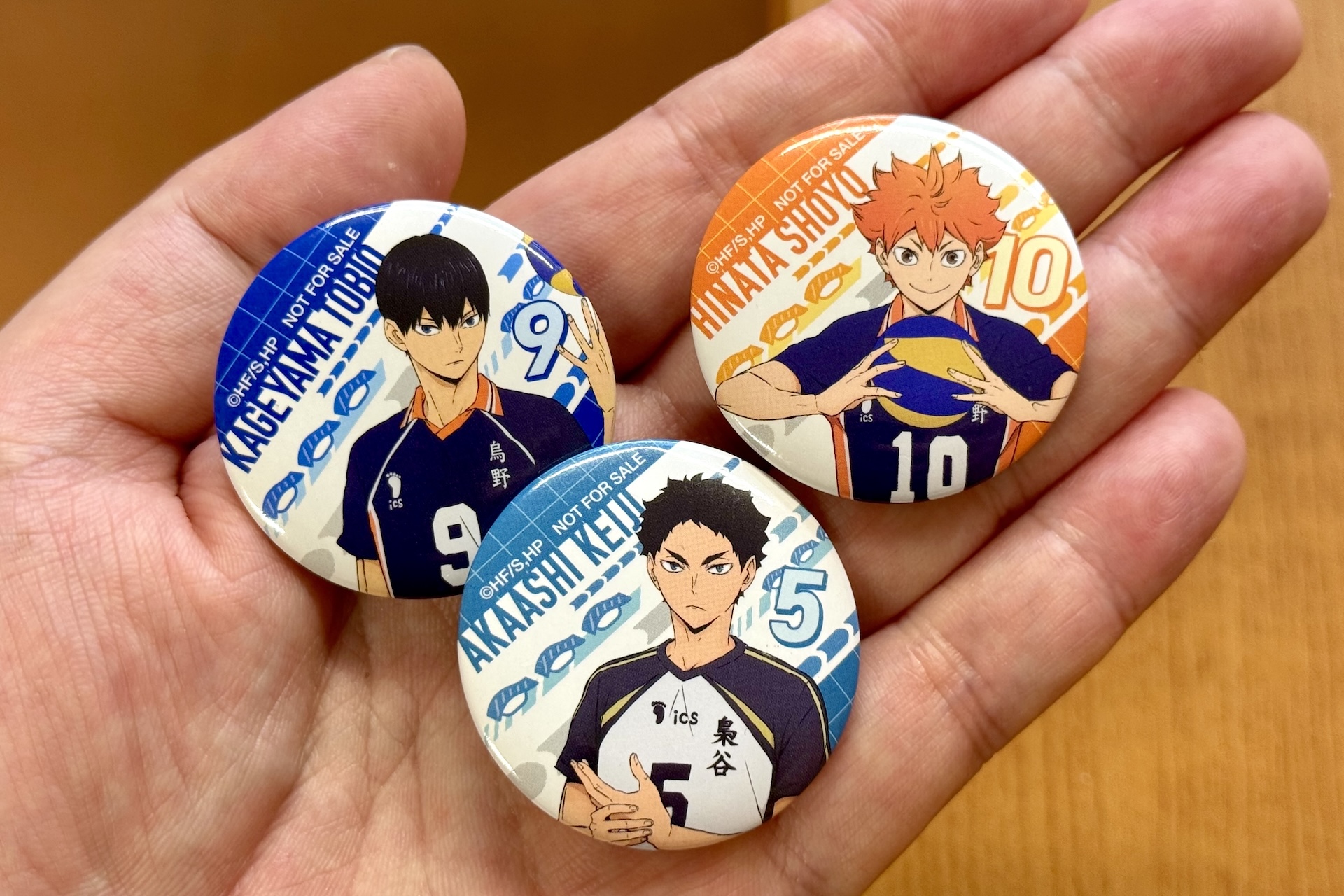 背番号、イメージカラーのほか、お寿司がデザインされているのも本コラボならでは