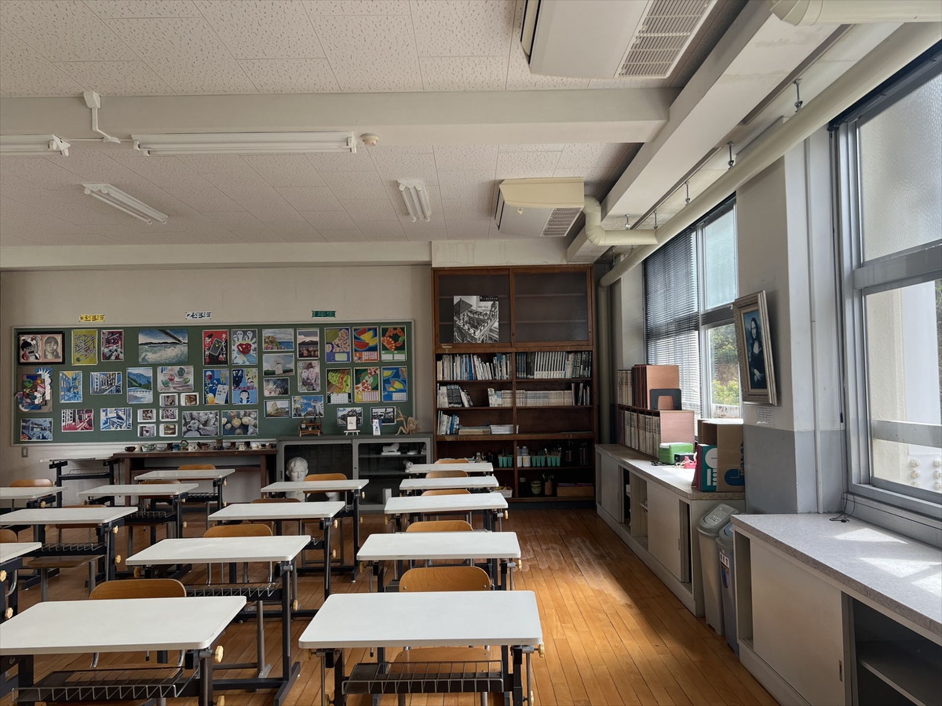 校舎内の教室の様子。コミュニティスペースとして活用予定である。株式会社ハイレゾ提供