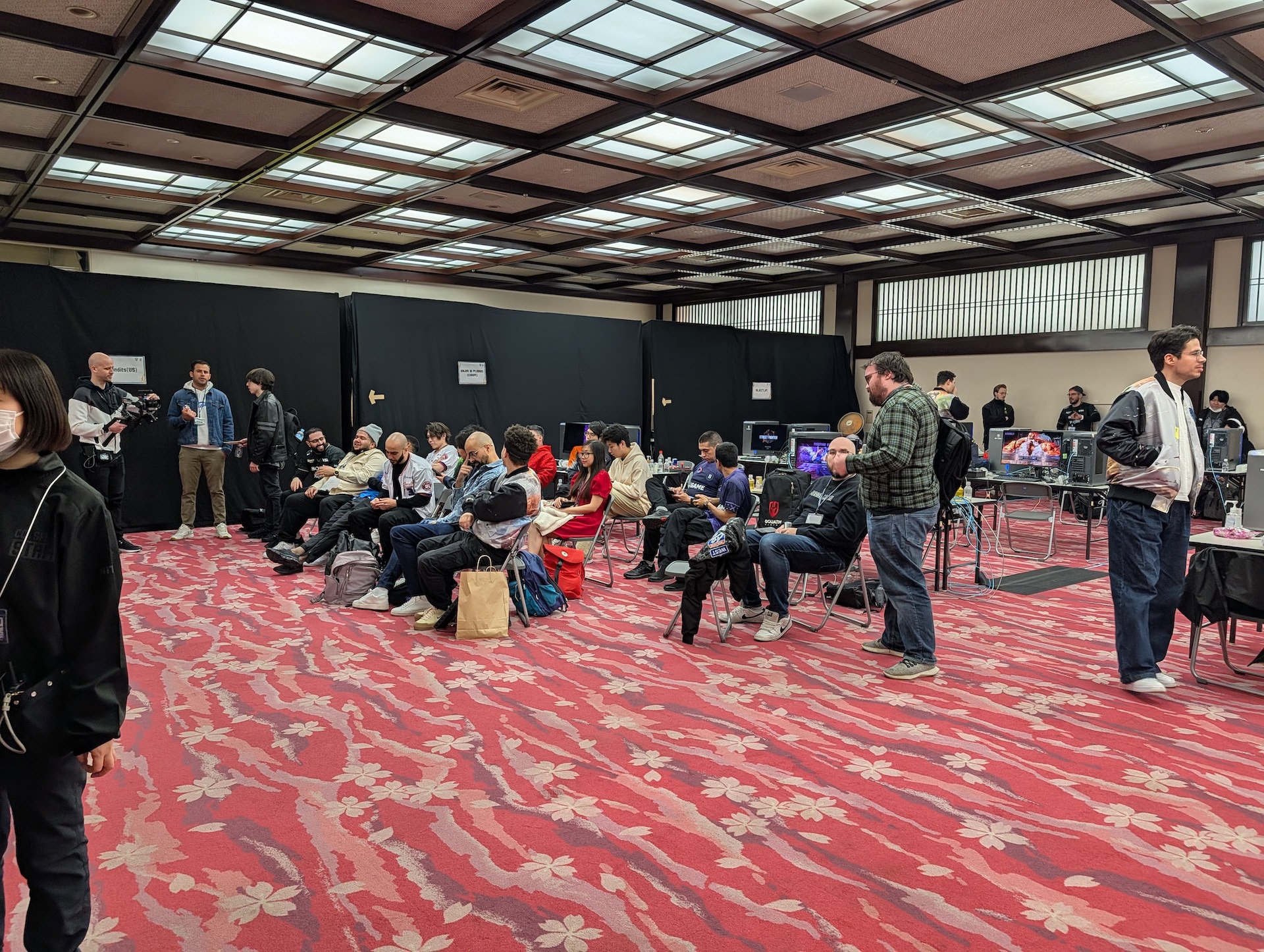 選手控室では、試合の様子を観戦することもできるようだ