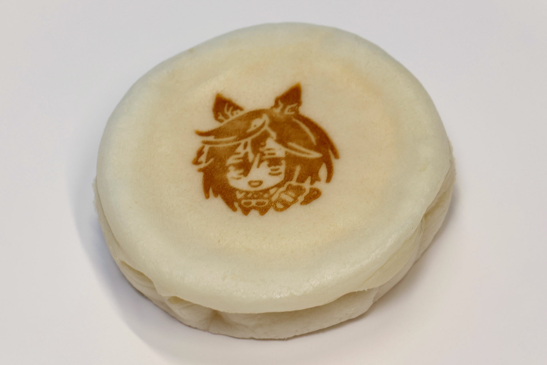 今川焼きというよりも、しっとりとしたスイーツという印象だ