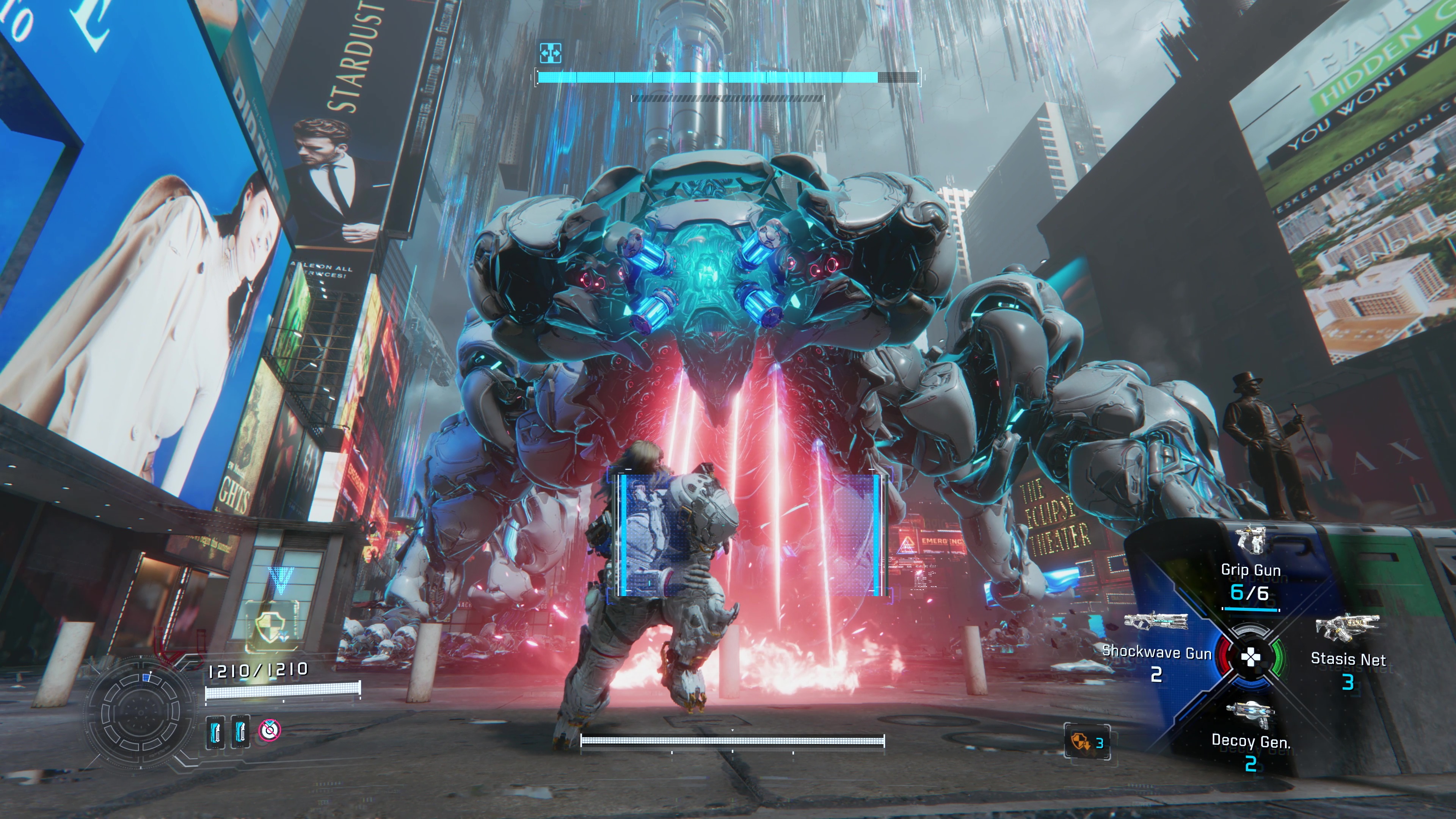 超巨大なボス。ビームを放ちながらヒューに迫る