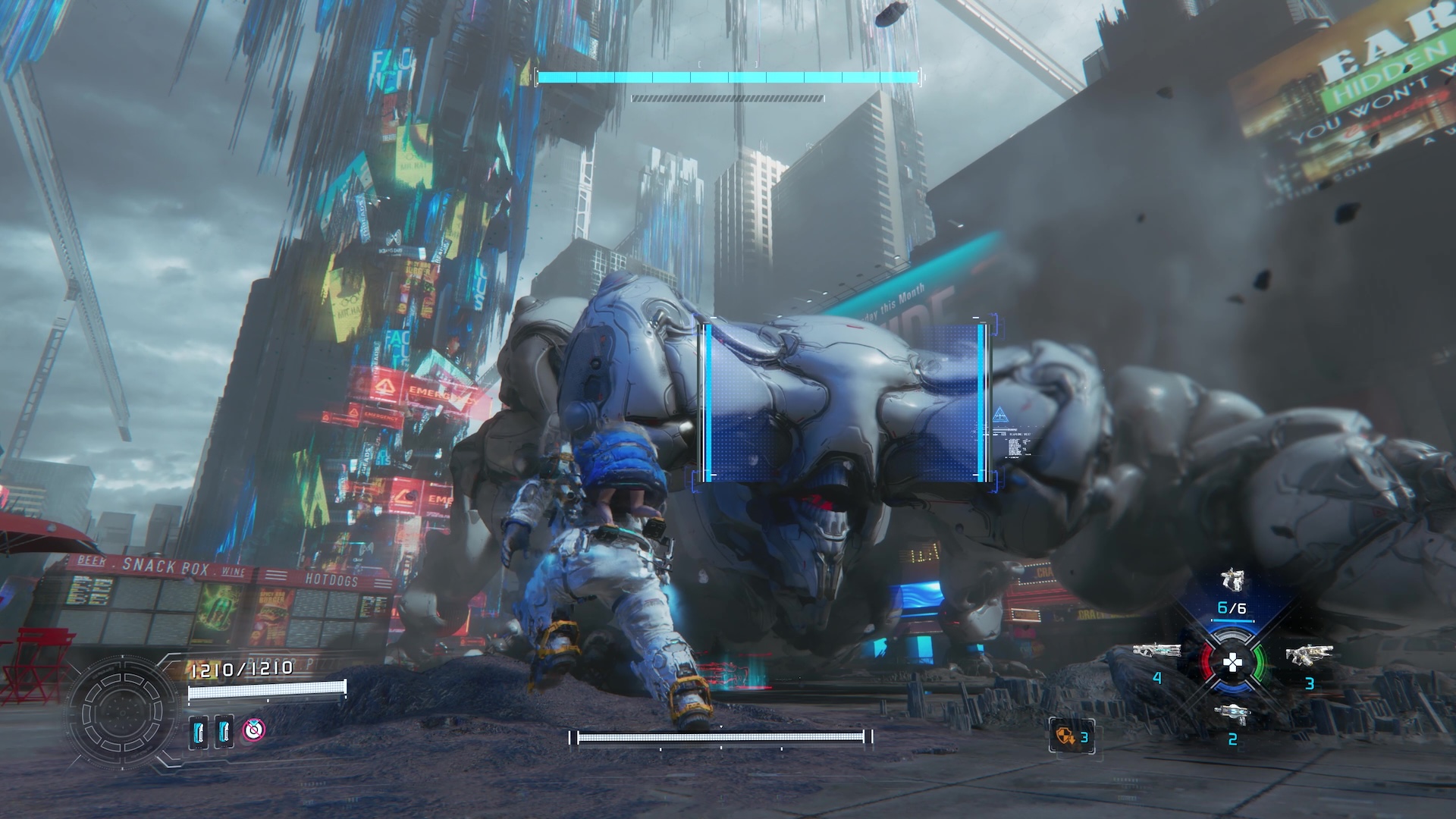 ハッキングに成功すると覆っていた装甲がオープンして内部メカが剥き出しになる