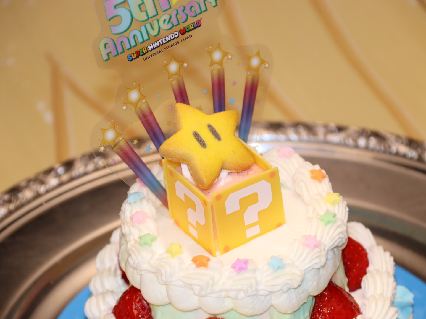「スーパー・ニンテンドー・ワールド・アニバーサリーケーキ」