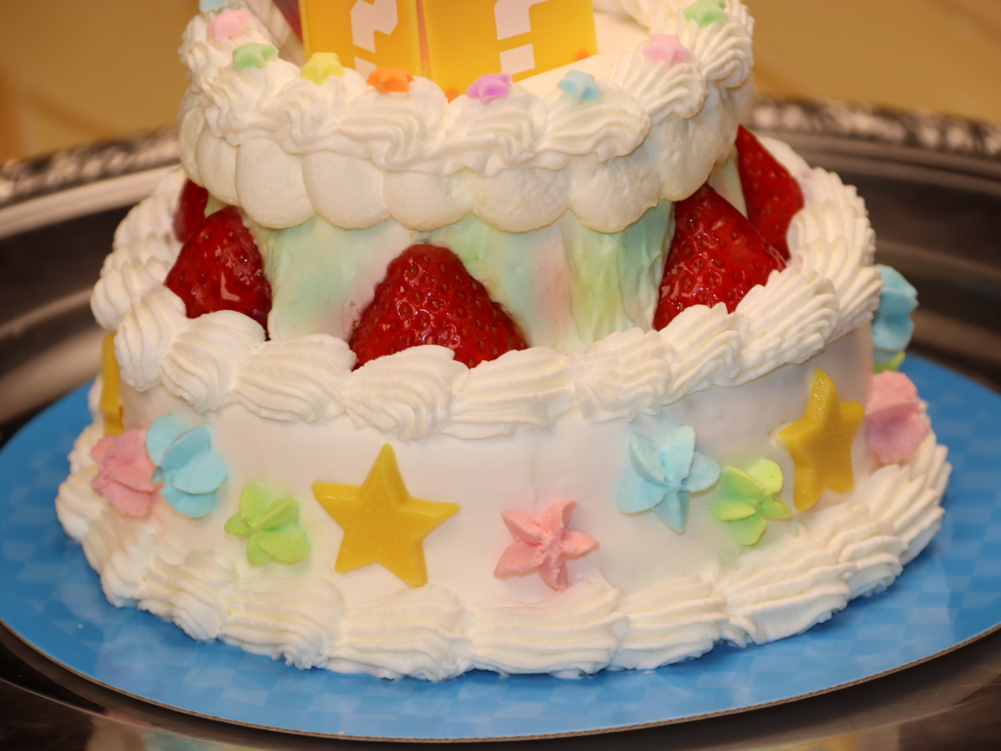 「スーパー・ニンテンドー・ワールド・アニバーサリーケーキ」