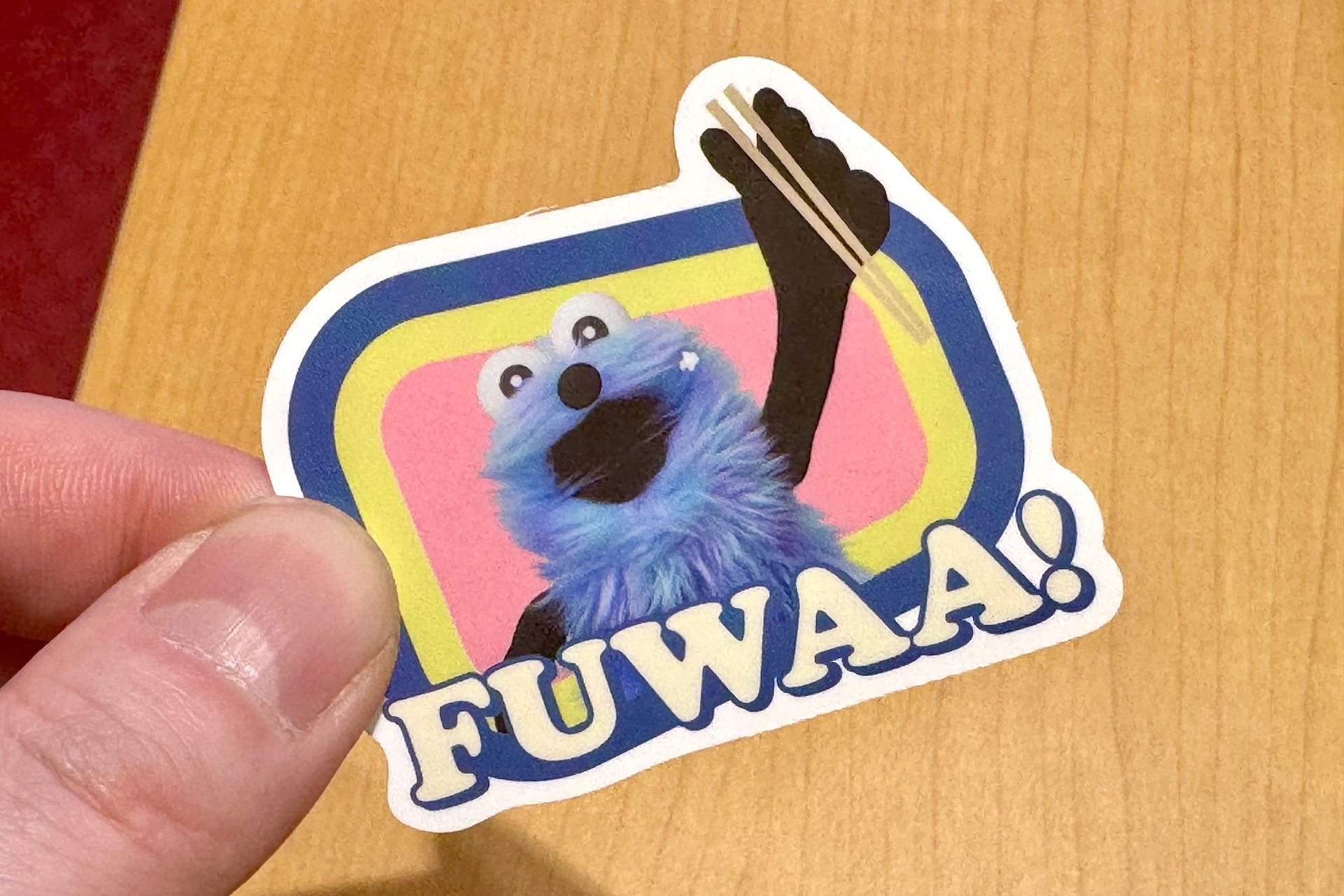 ご飯粒が口元に付いているおちゃめなスンスンがとってもキュート