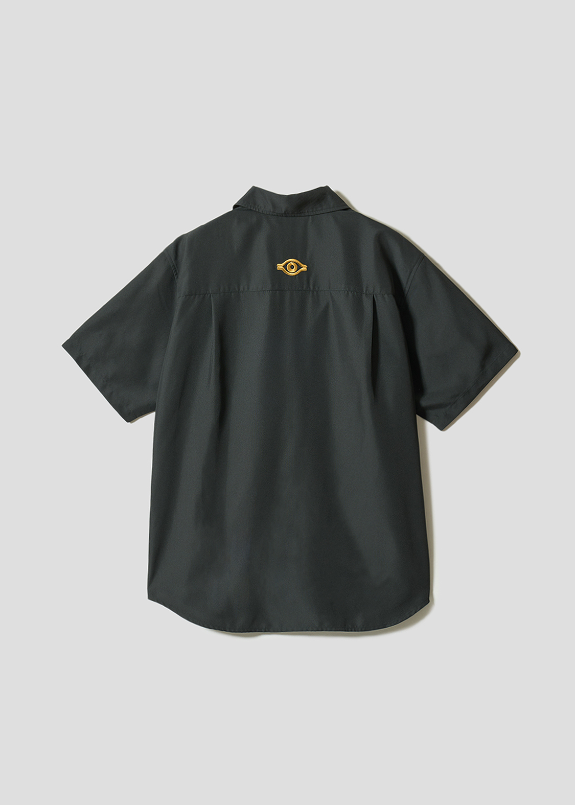 「千年アイテム｜3ポケット半袖シャツ」7,500円