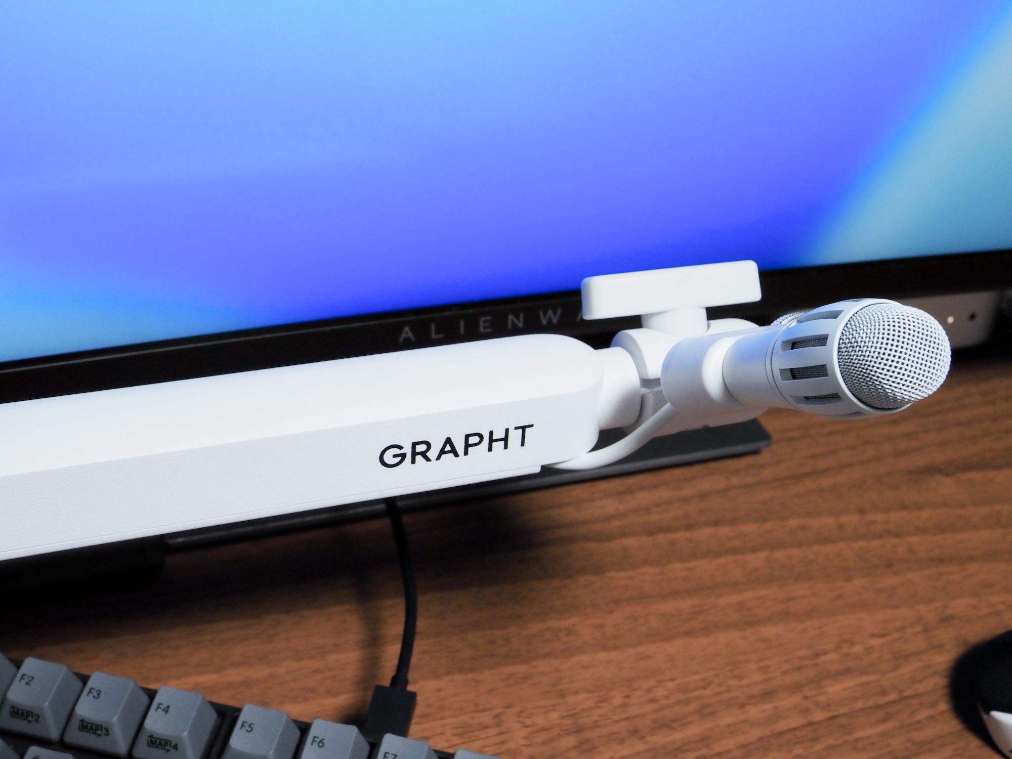 高音質なマイク環境をコンパクトに構築できるのがポイントだ