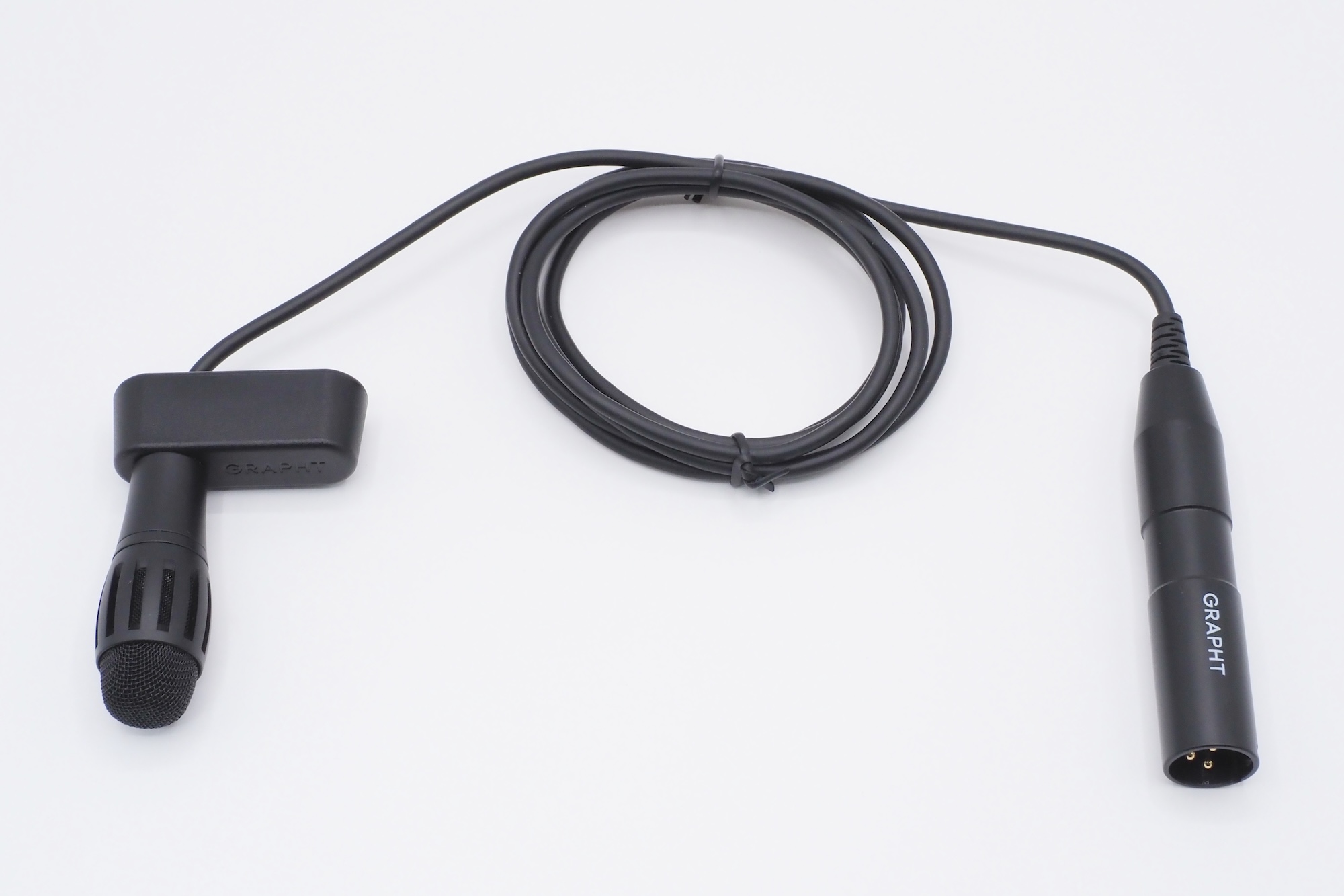 「GRAPHT Compact-Mic」はケーブル一体構造で、マイク本体やコネクターは分離できない