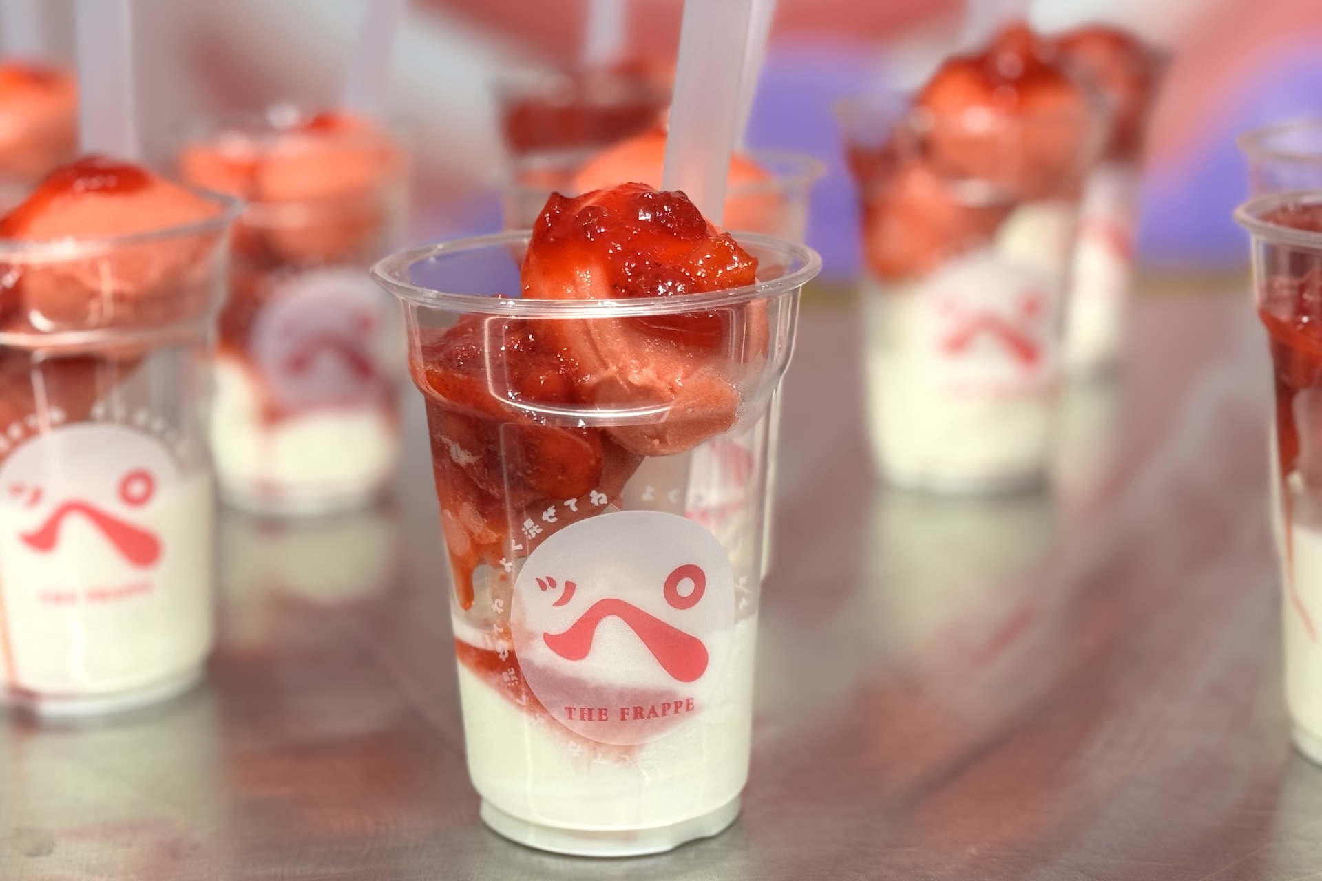 「飲むストロベリッペ」 価格：270円〜 販売期間：3月18日〜4月5日