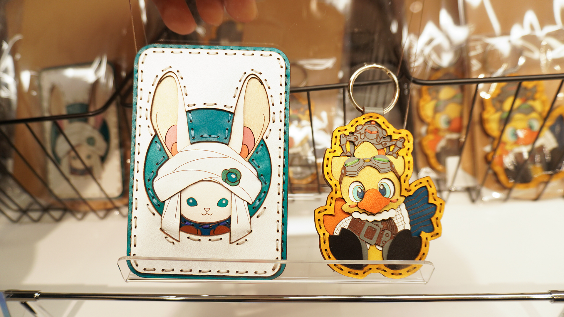 しっかりした作りの革製