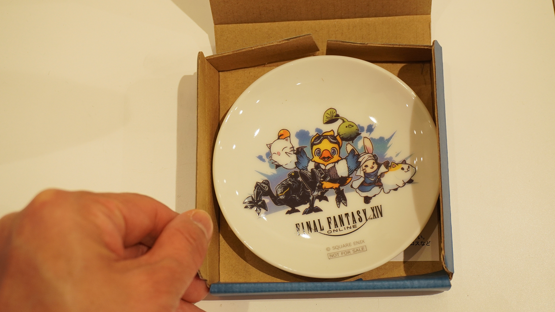 3月26日までに11,000円以上購入するともらえる「NC帝國」のイラストを使用したオリジナル豆皿