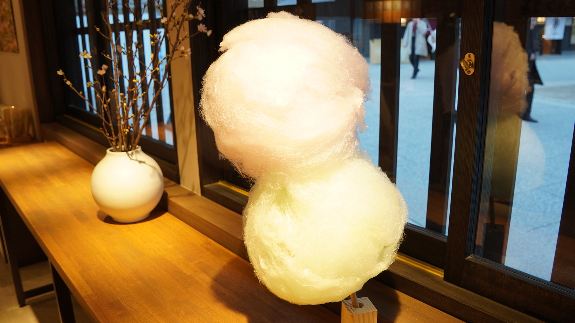 プレーンと宇治抹茶ラテの「白緑」