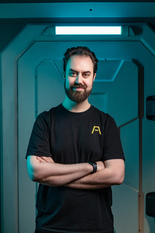 クリエイティブディレクターのGregory Louden氏