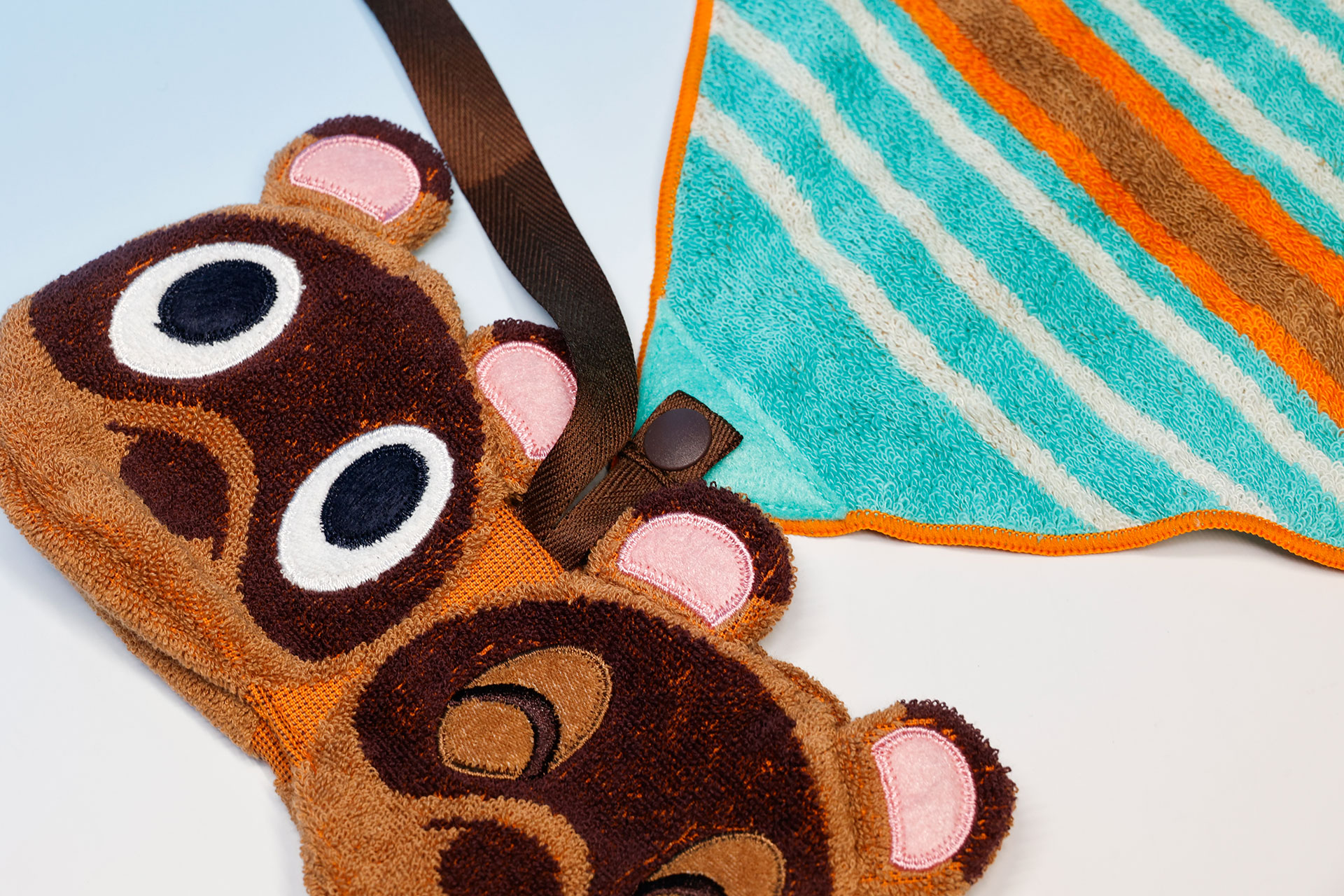 ポーチ側にボタンで付けておくこともできる