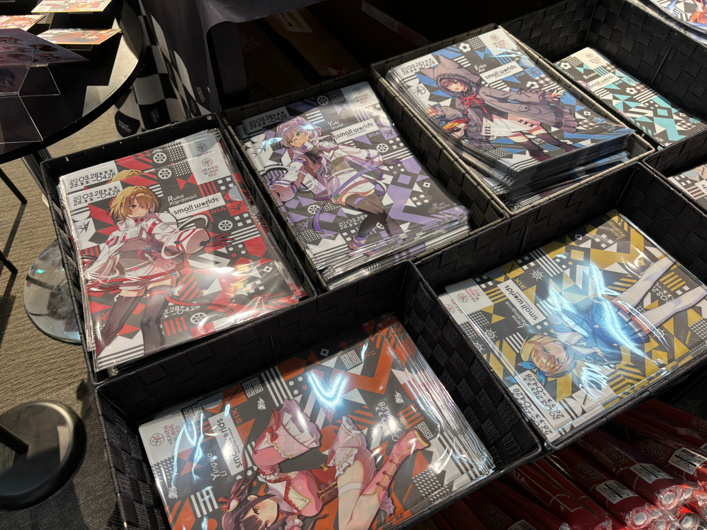 「クリアファイル」価格：各550円