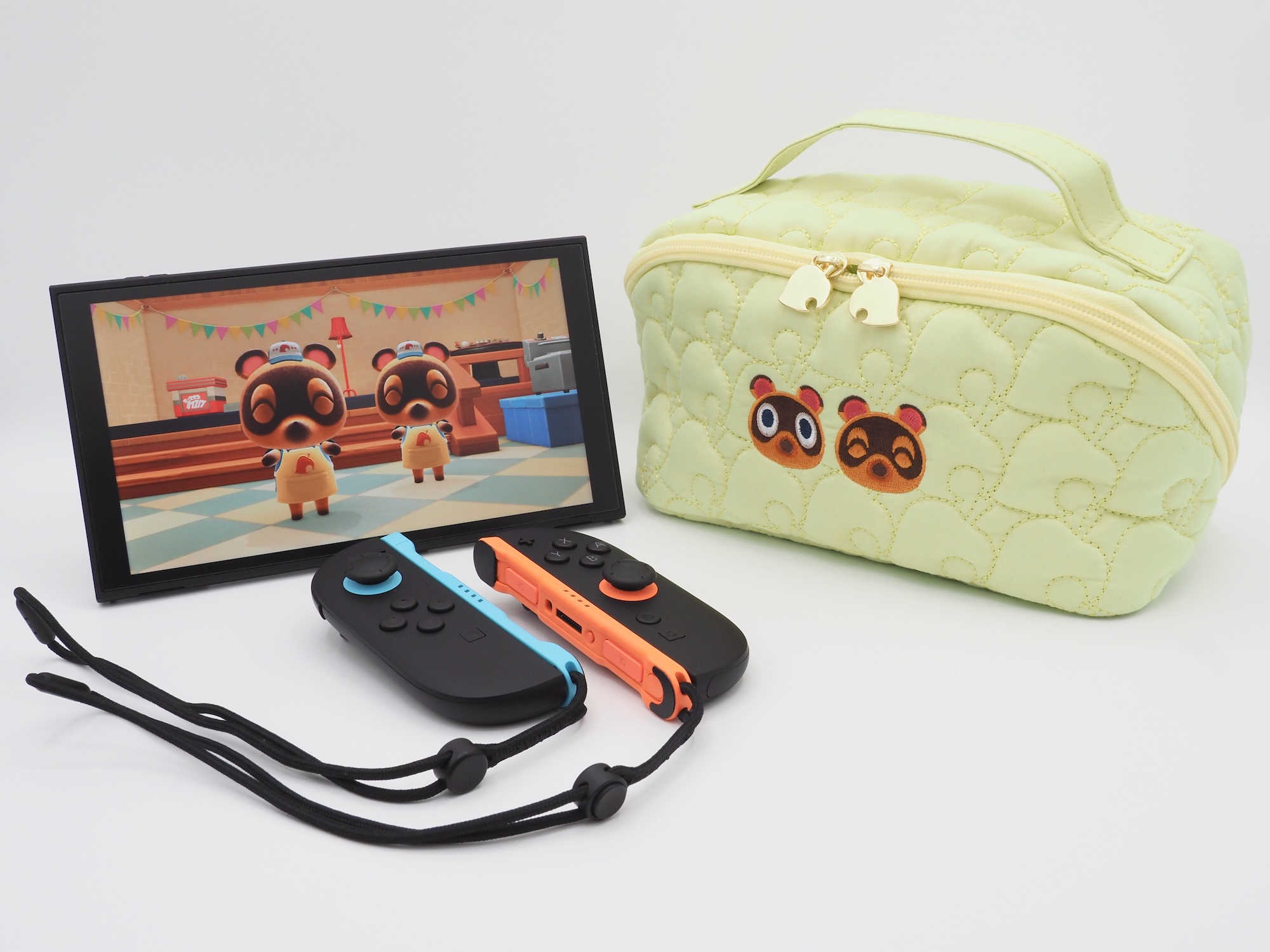 Switch2の持ち歩きに便利なポーチだ