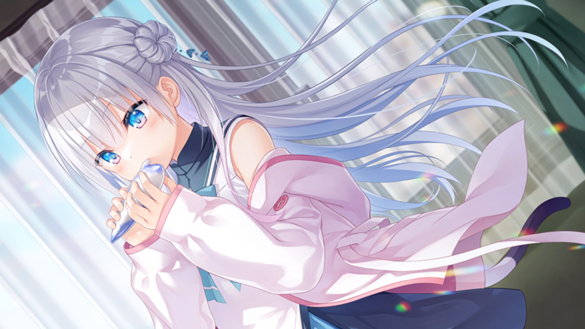 町外れのトレーラーハウスで生活している謎めいた少女・辻倉朱比華