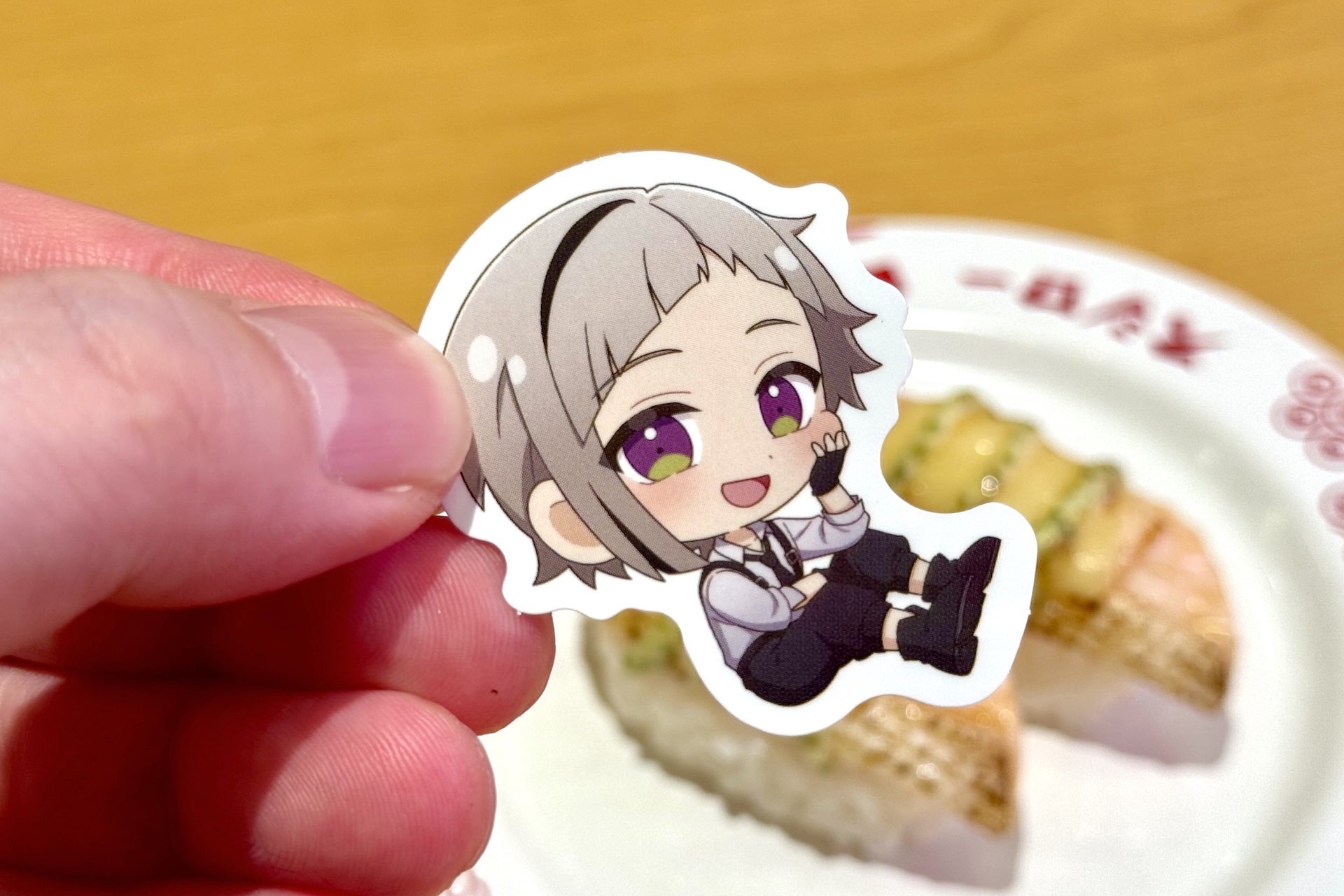 キャラクターたちがデフォルメ姿でデザインされたピック