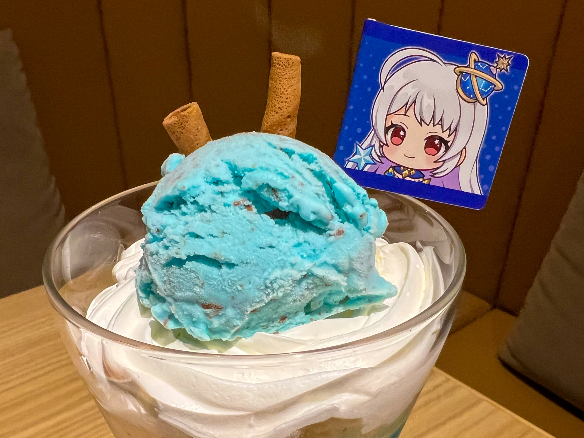 フード系はキャラクターのデザインの入った旗が嬉しい